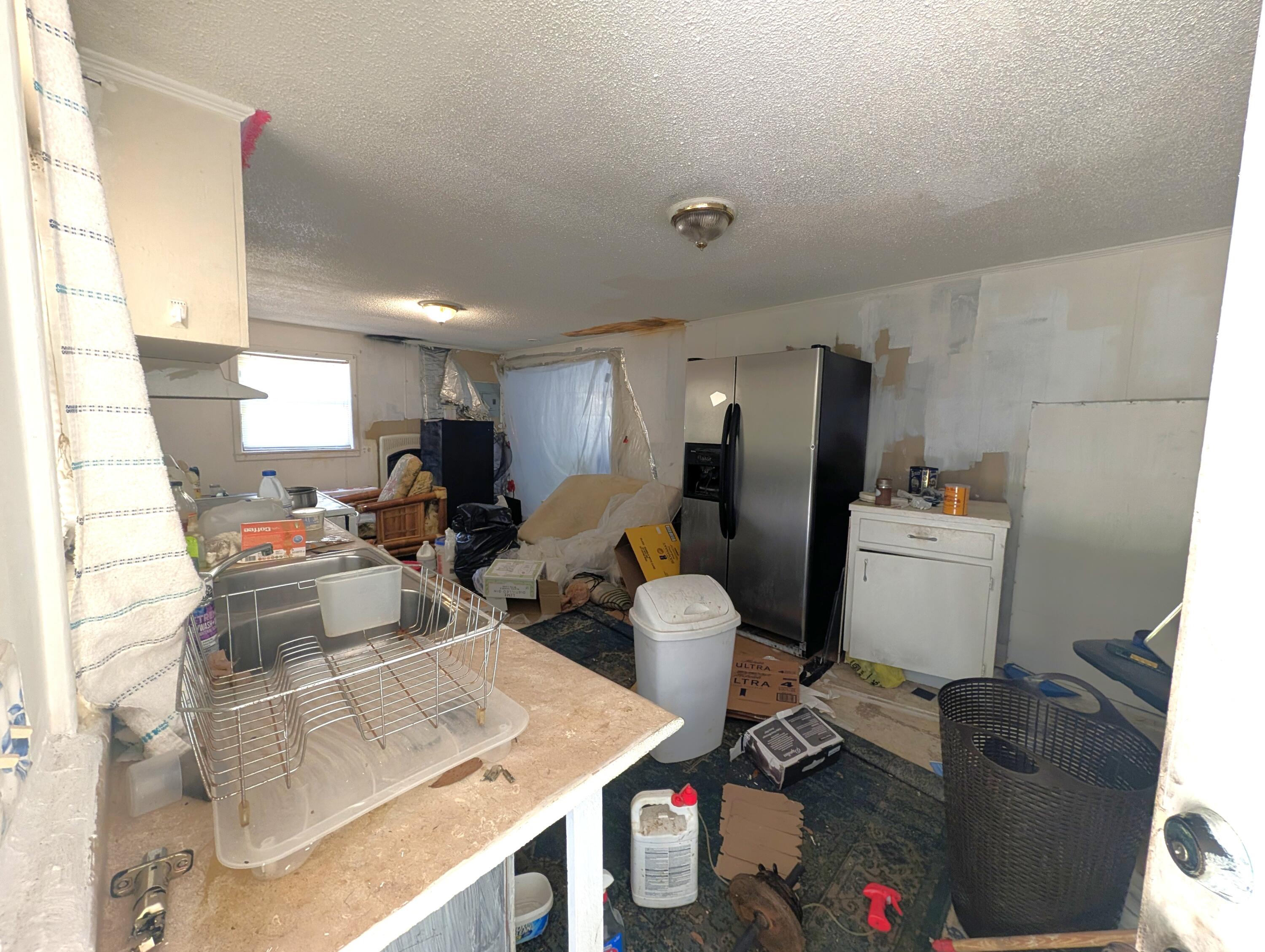 CRESTVIEW - Residential