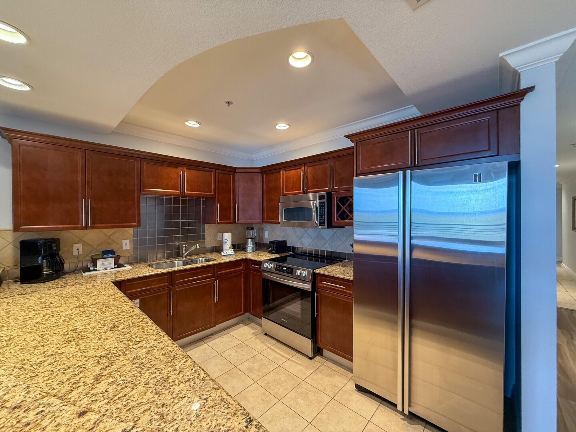 EMERALD GRANDE - Residential