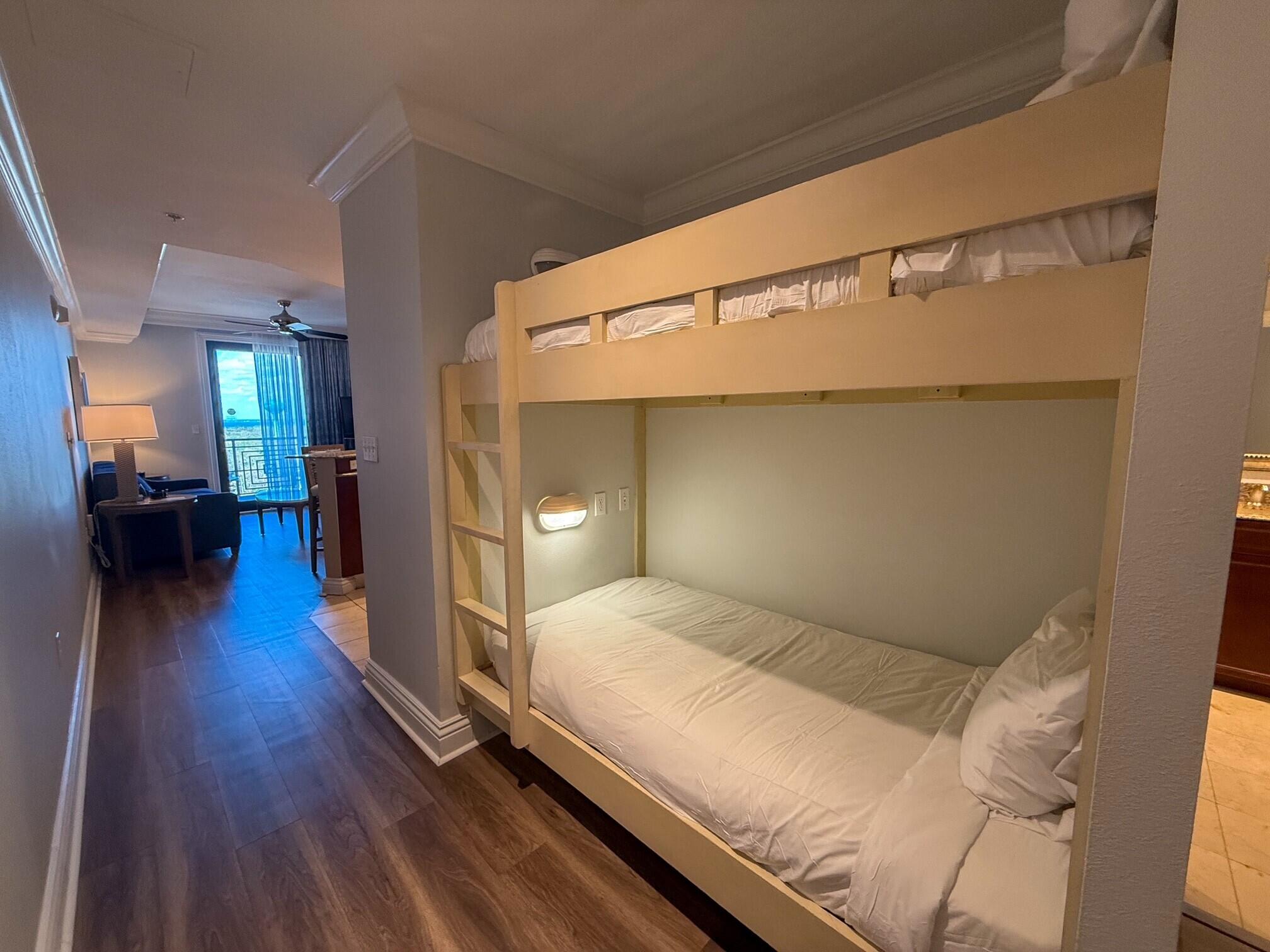 EMERALD GRANDE - Residential