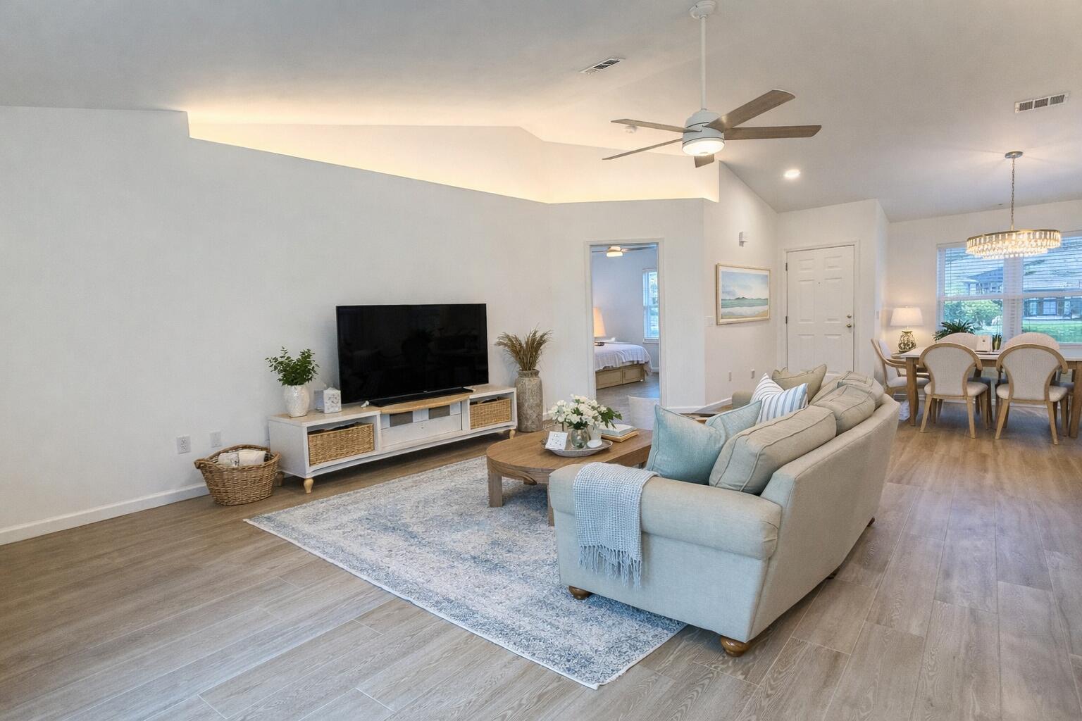 HOLLEY BY THE SEA - Residential