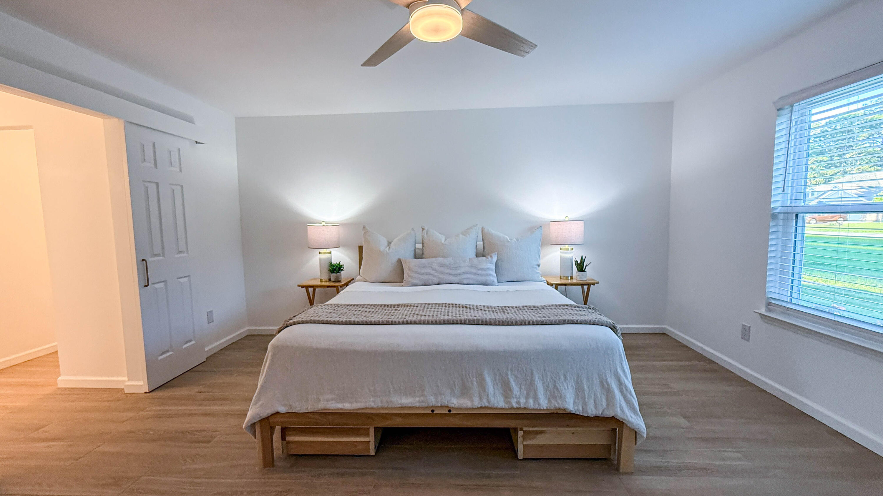 HOLLEY BY THE SEA - Residential