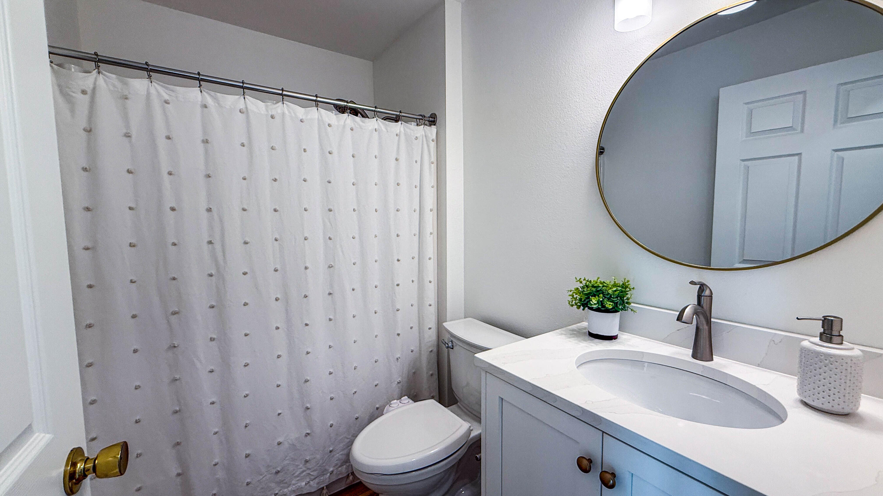 HOLLEY BY THE SEA - Residential