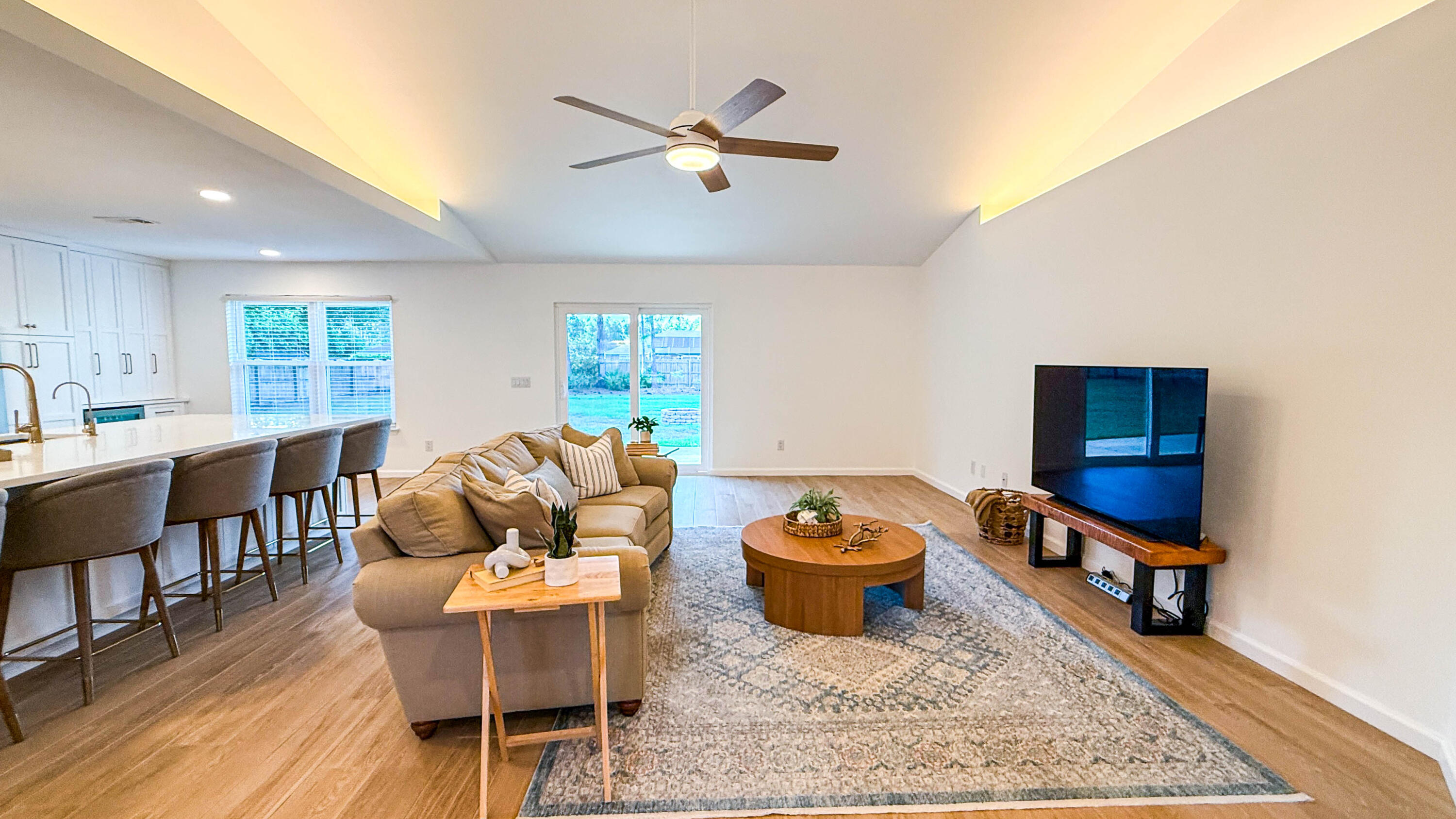 HOLLEY BY THE SEA - Residential