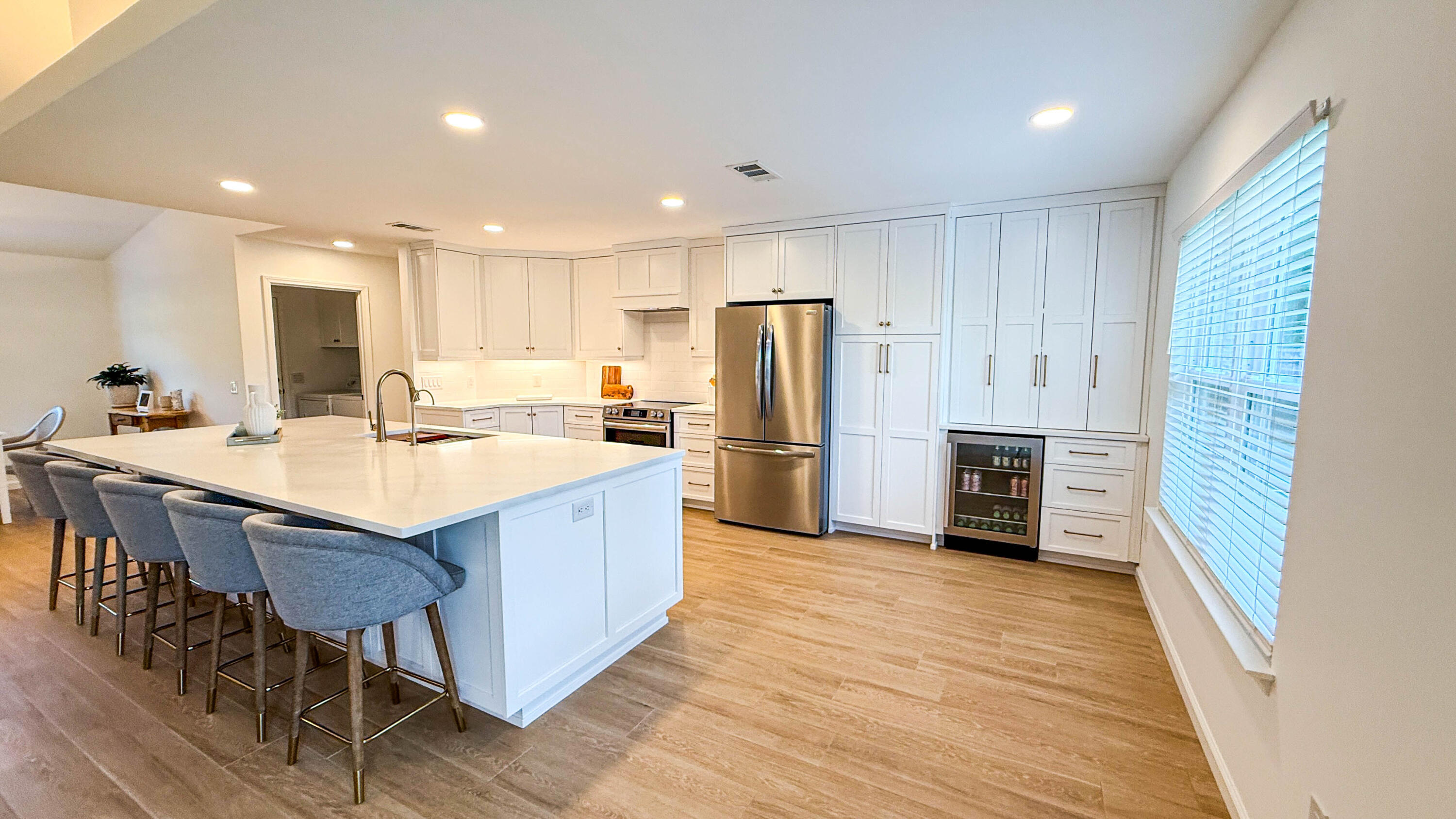 HOLLEY BY THE SEA - Residential