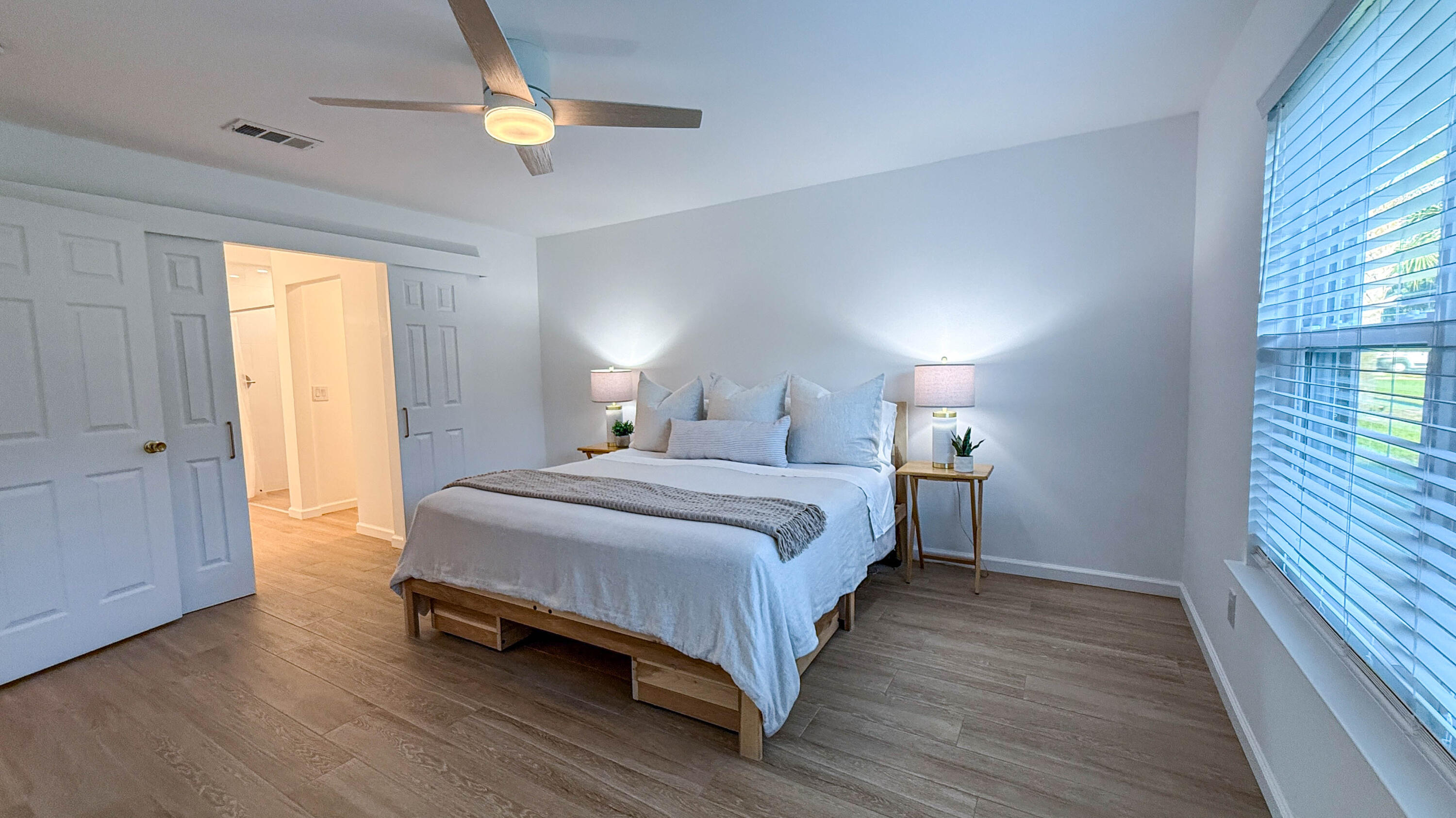 HOLLEY BY THE SEA - Residential