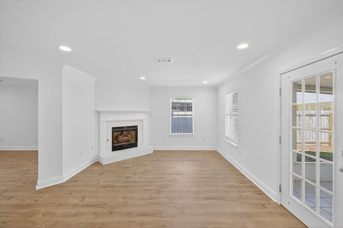 SUNSAIL S/D - Residential