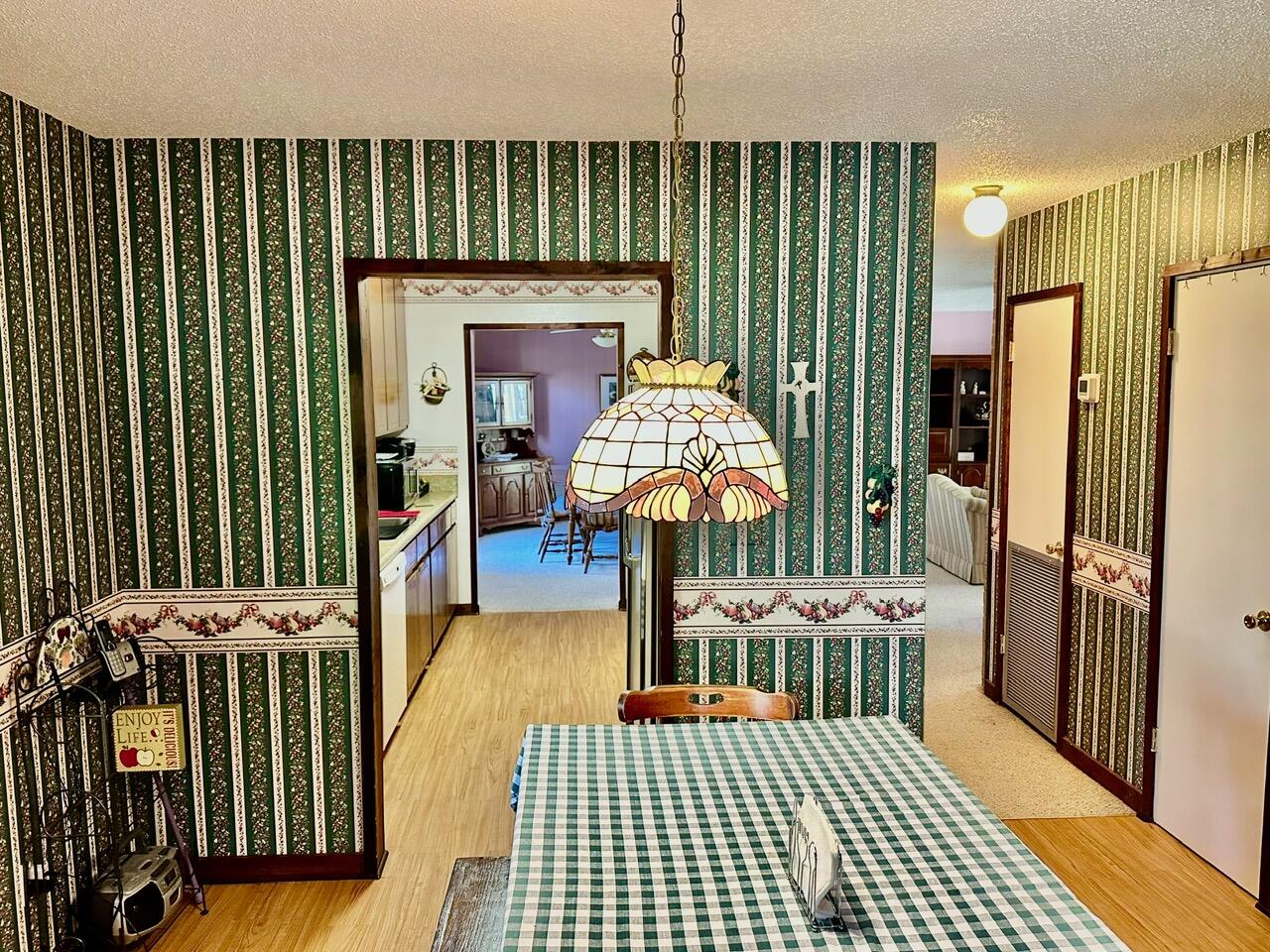 PITTS BAY SHORE - Residential