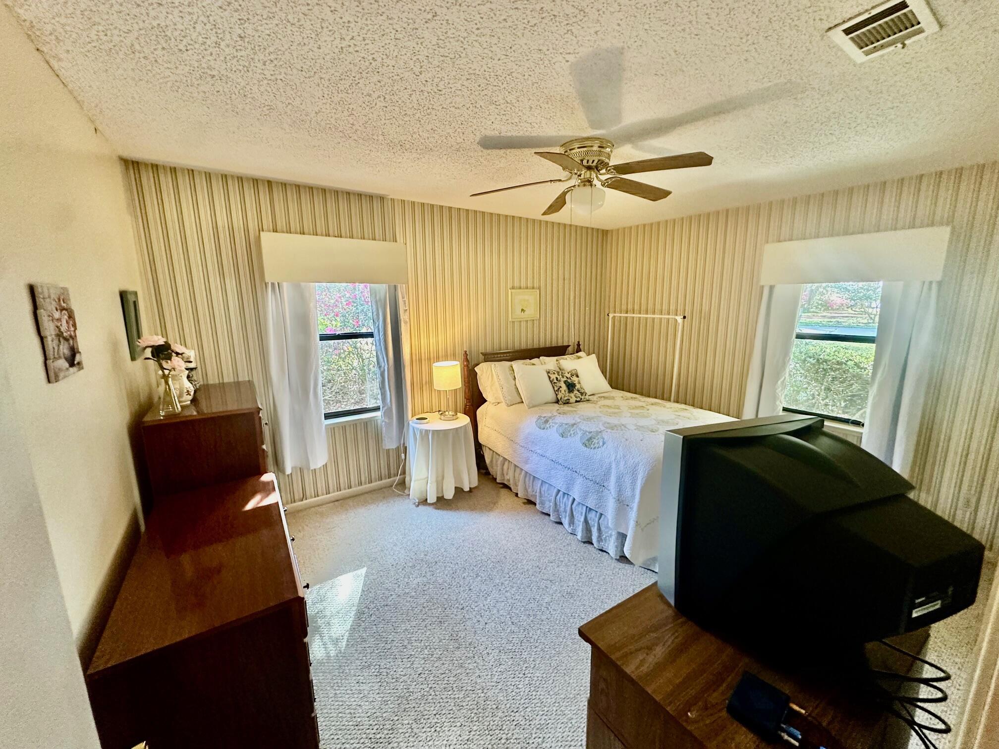 PITTS BAY SHORE - Residential