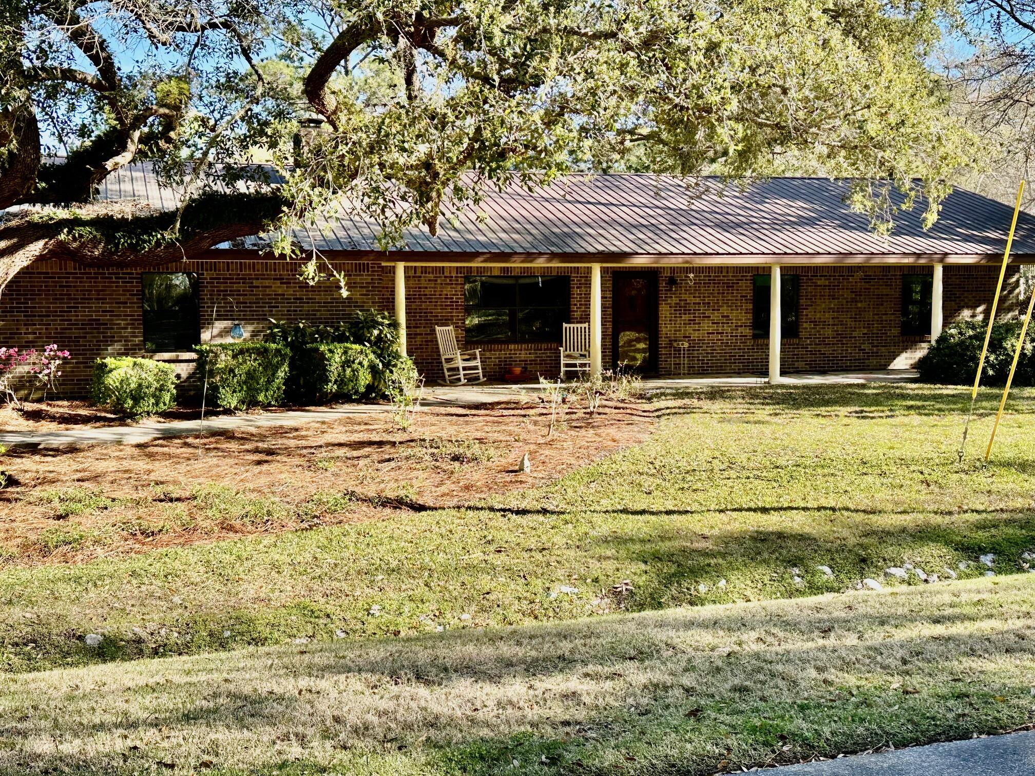 PITTS BAY SHORE - Residential