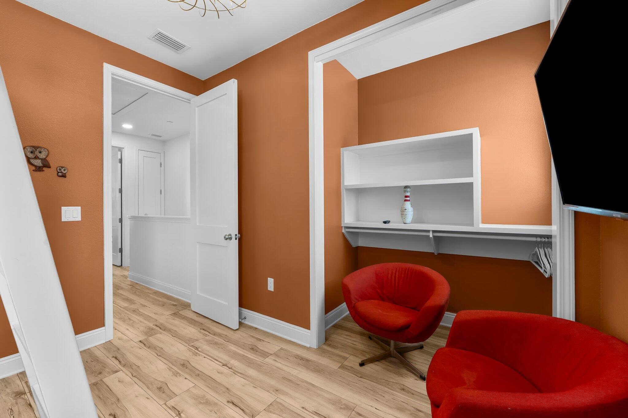 LONG BEACH 3RD ADDN - Residential