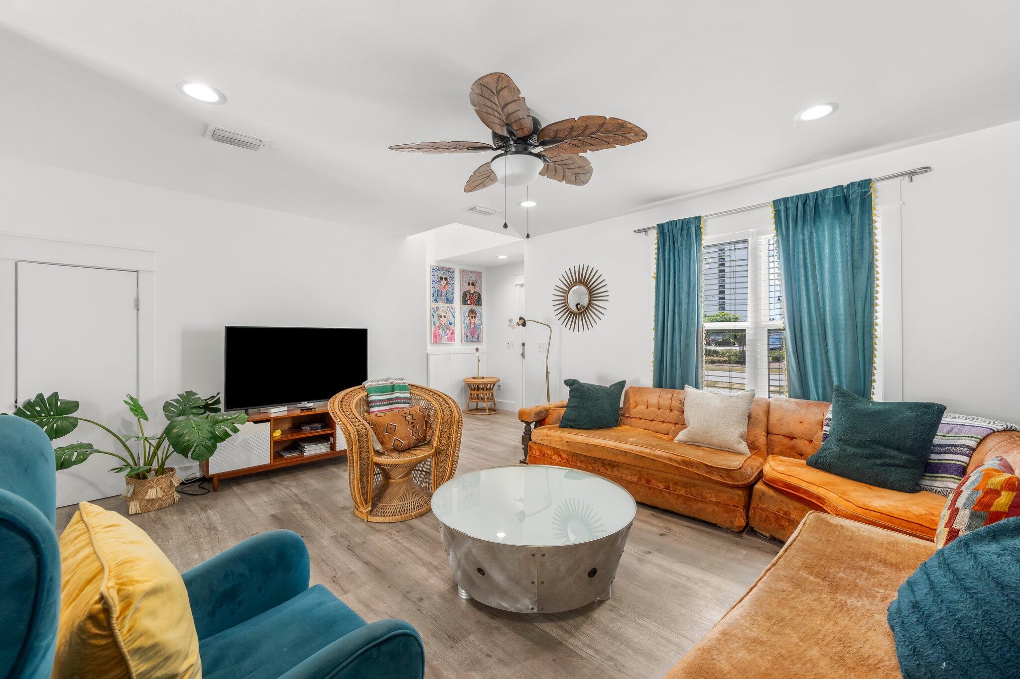 LONG BEACH 3RD ADDN - Residential