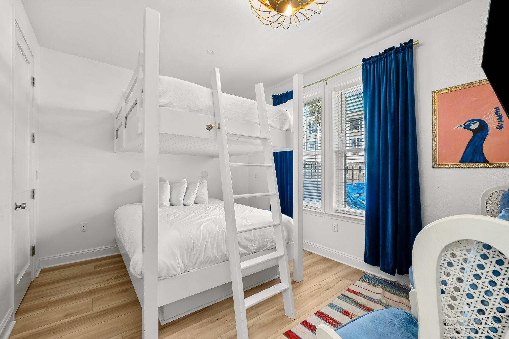 LONG BEACH 3RD ADDN - Residential