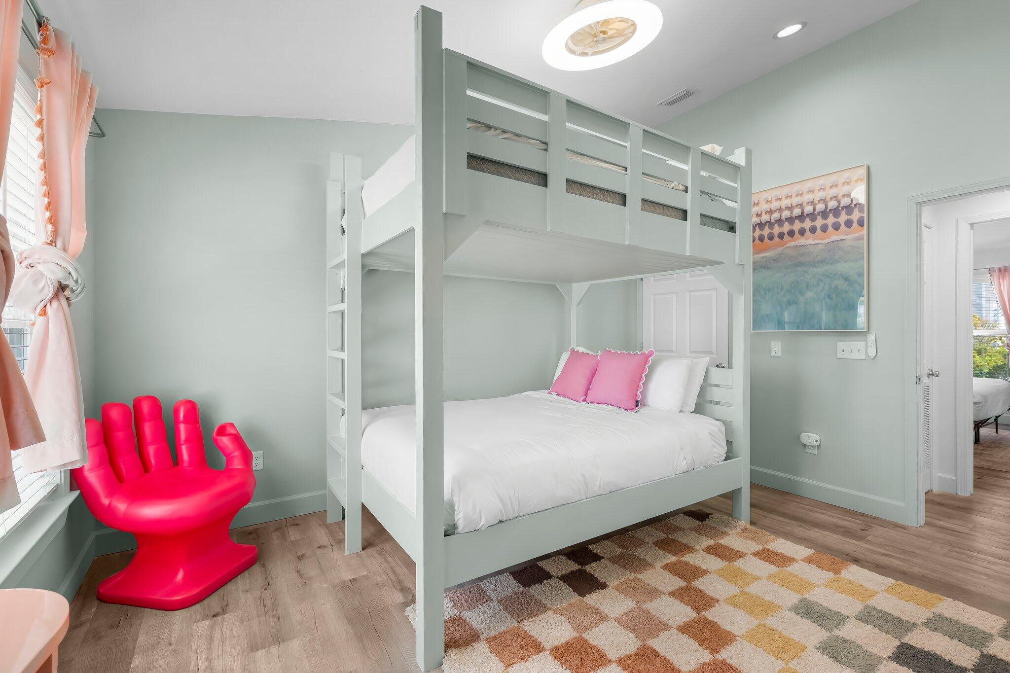 LONG BEACH 3RD ADDN - Residential