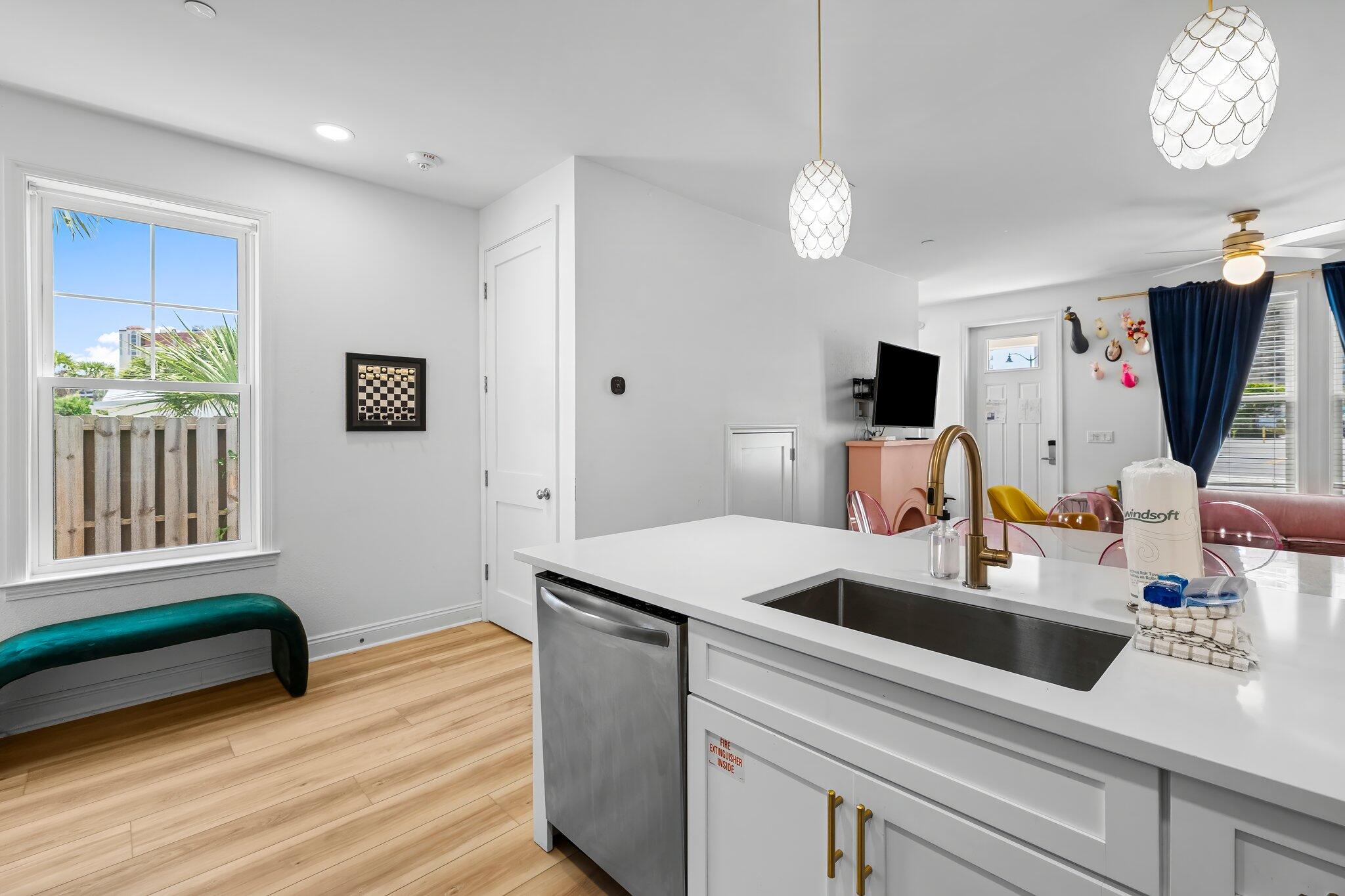 LONG BEACH 3RD ADDN - Residential