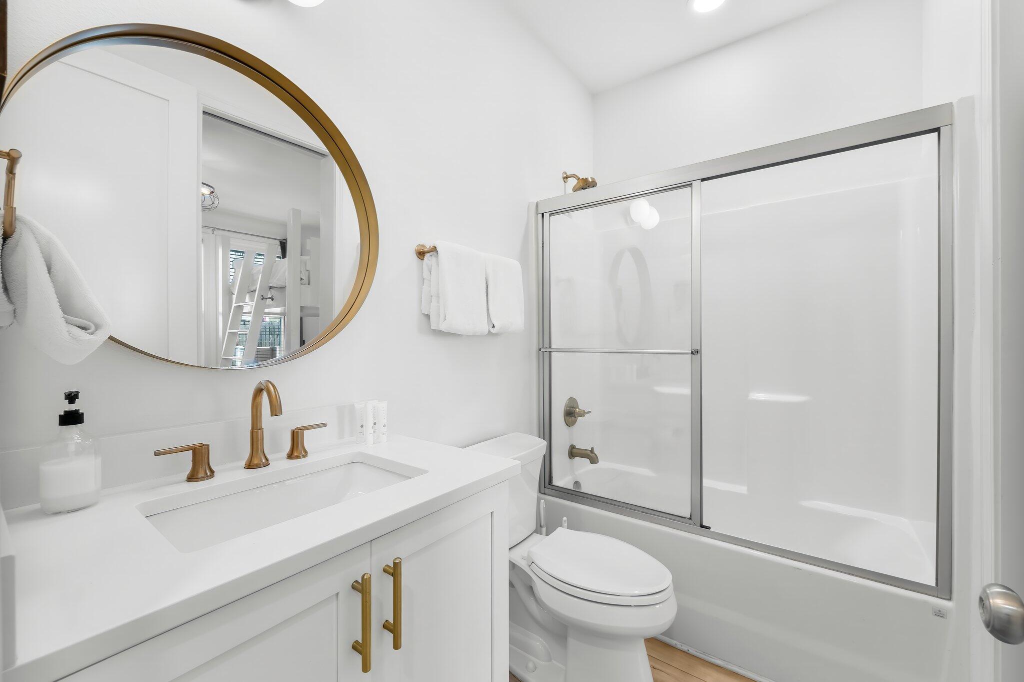 LONG BEACH 3RD ADDN - Residential