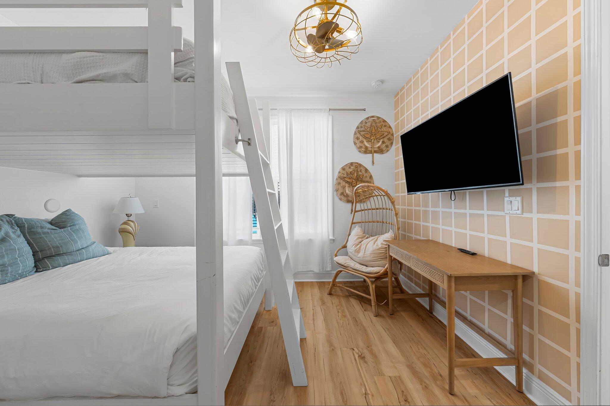 LONG BEACH 3RD ADDN - Residential