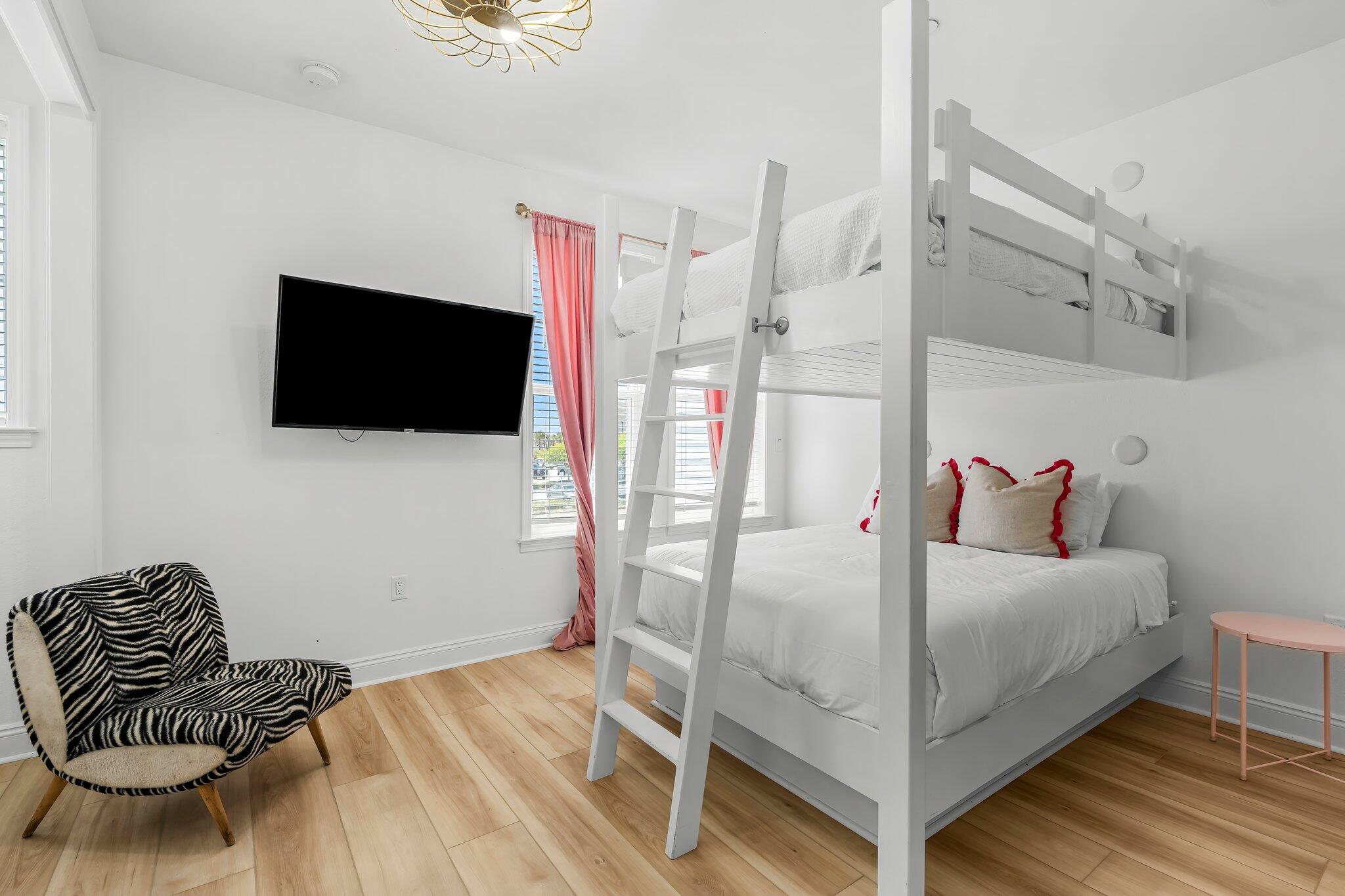 LONG BEACH 3RD ADDN - Residential