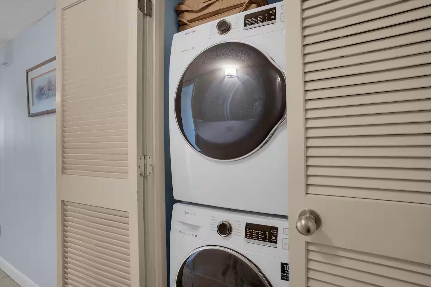 MAINSAIL CONDO PH 5 - Residential