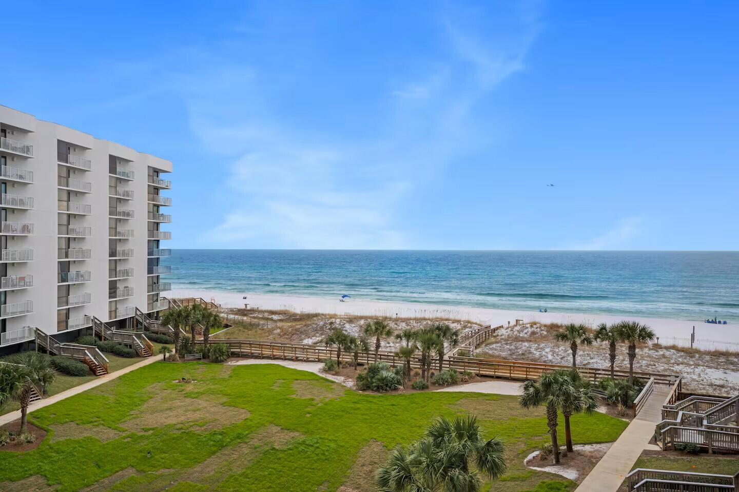 MAINSAIL CONDO PH 5 - Residential