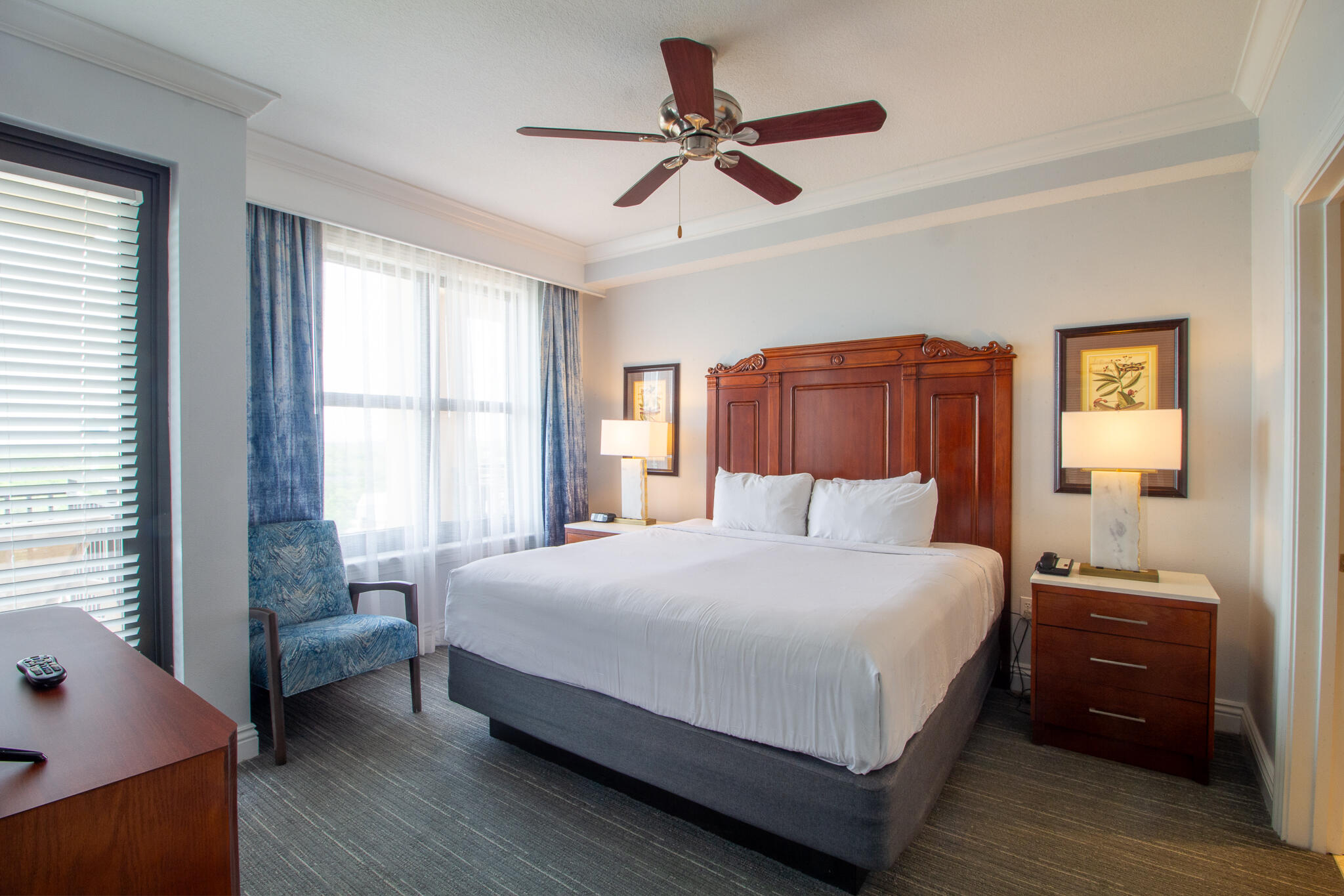 EMERALD GRANDE - Residential