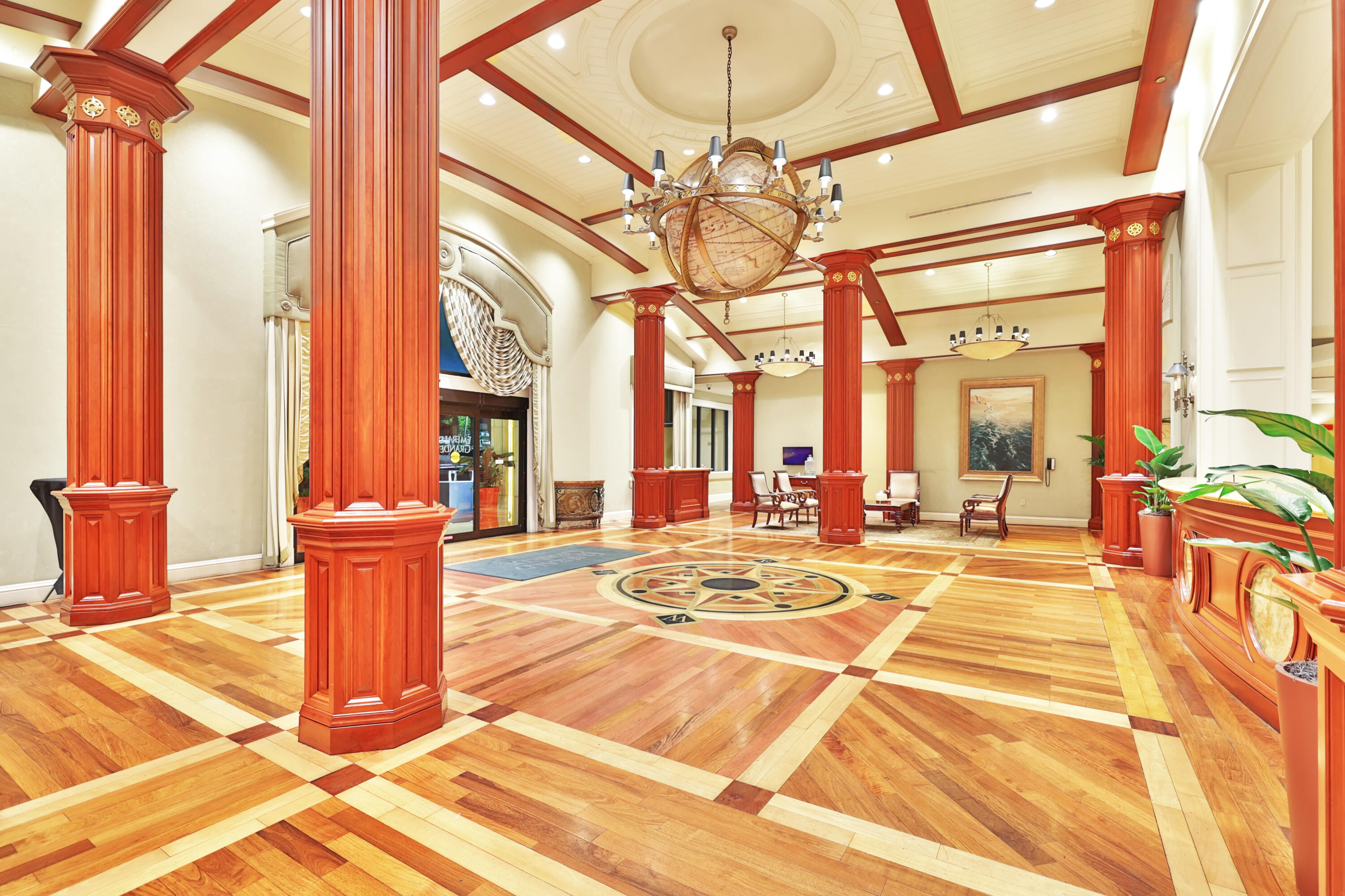 EMERALD GRANDE - Residential