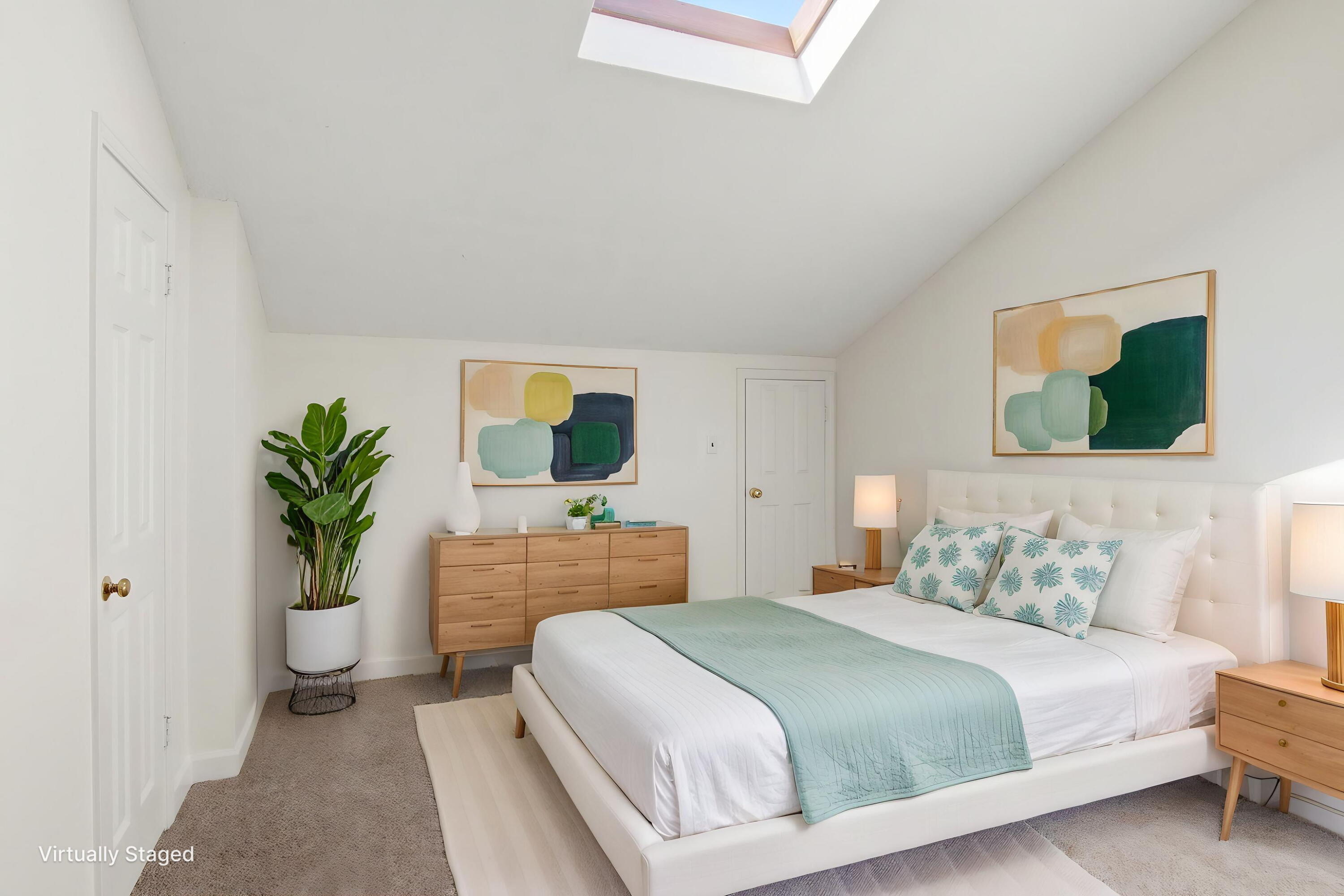 LAKESIDE CONDO AT BLUEWATER BAY - Residential