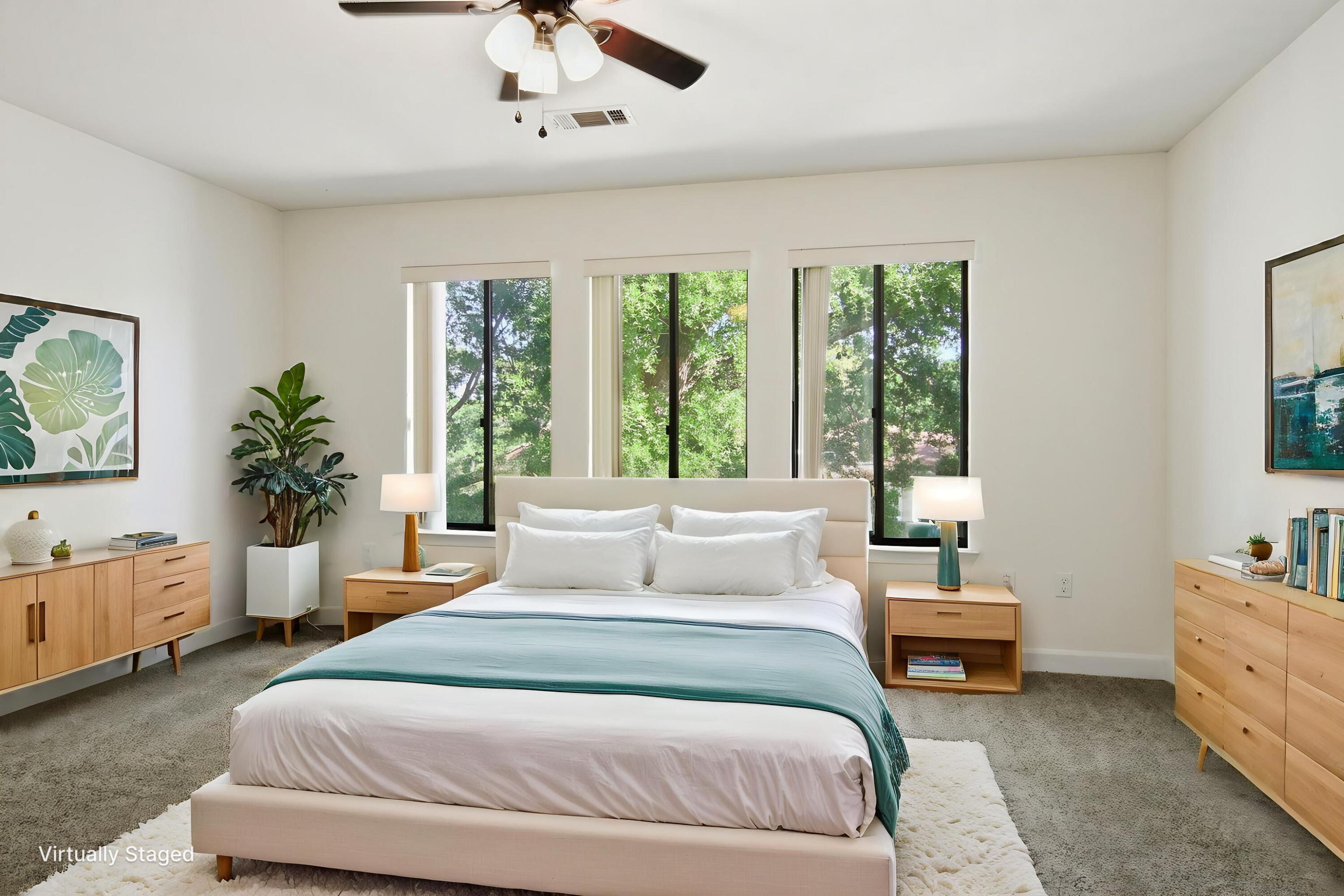 LAKESIDE CONDO AT BLUEWATER BAY - Residential