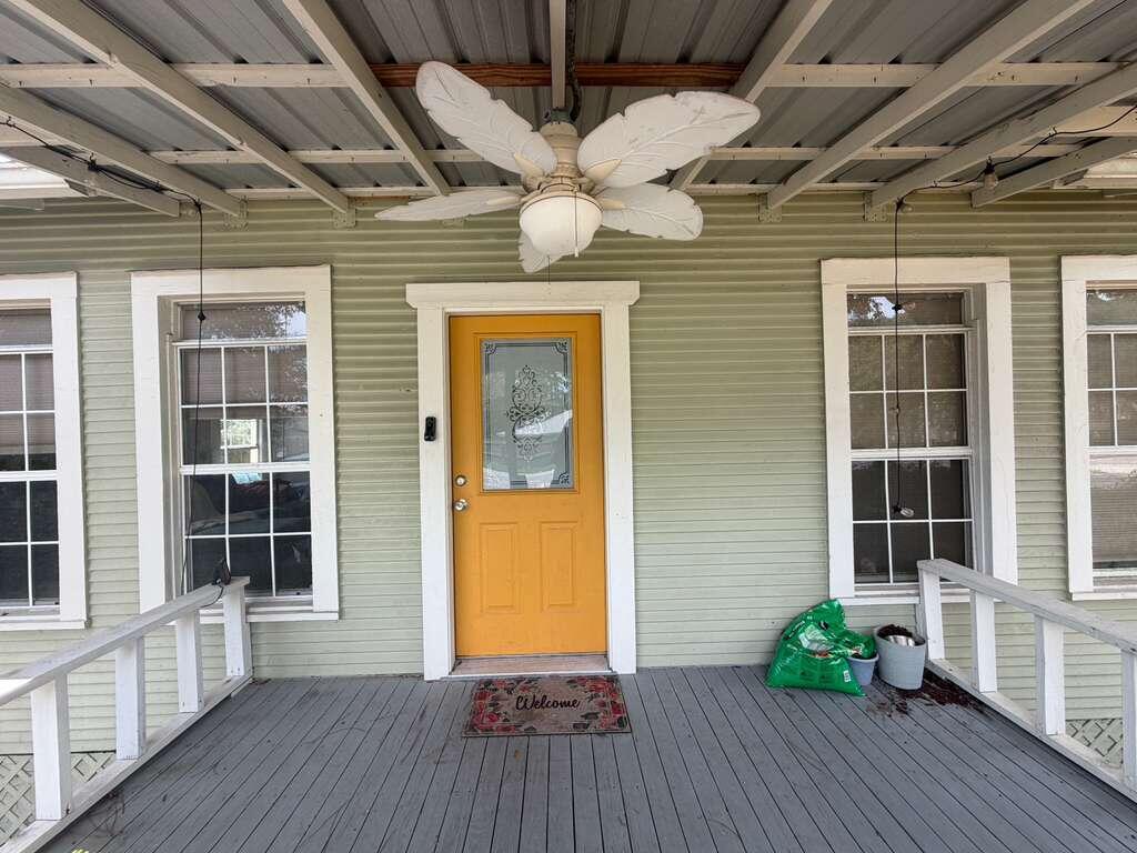 702 Green Street