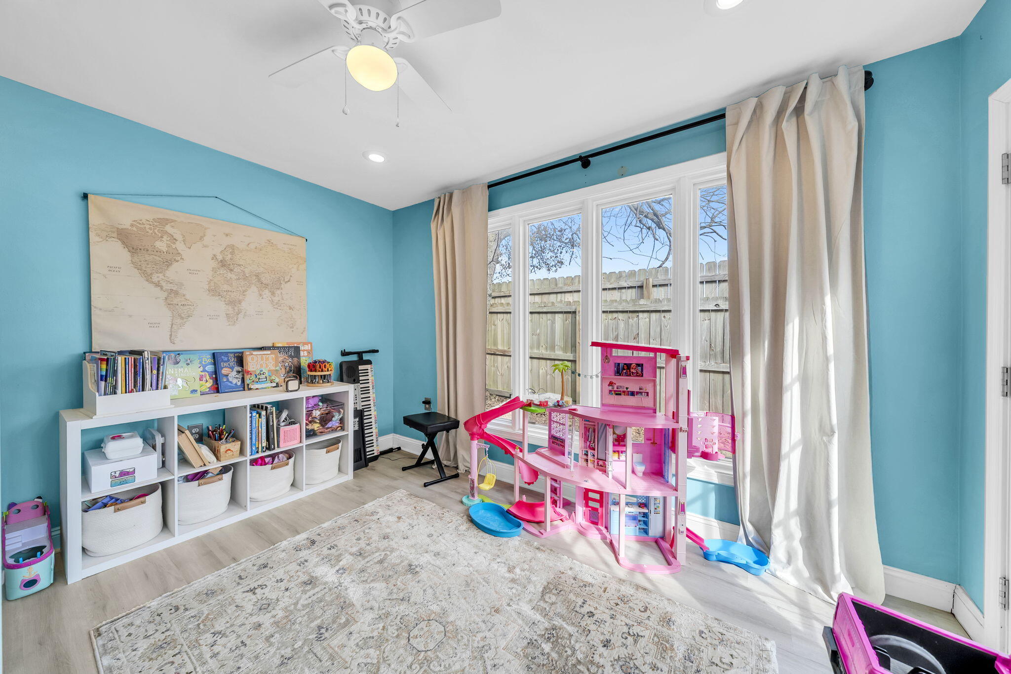 WINDMILL TERRACE - Residential