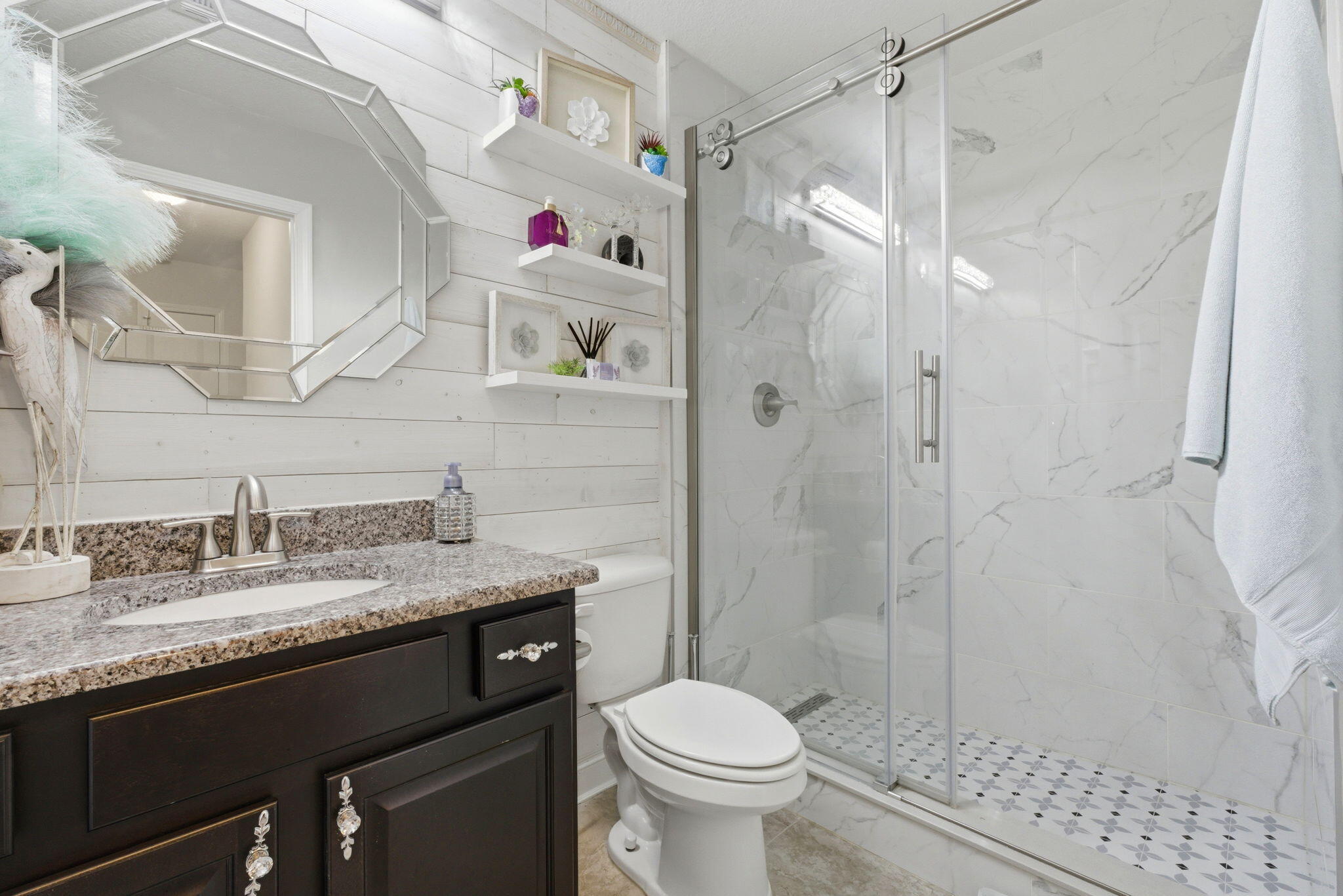 HOLLEY BY THE SEA - Residential