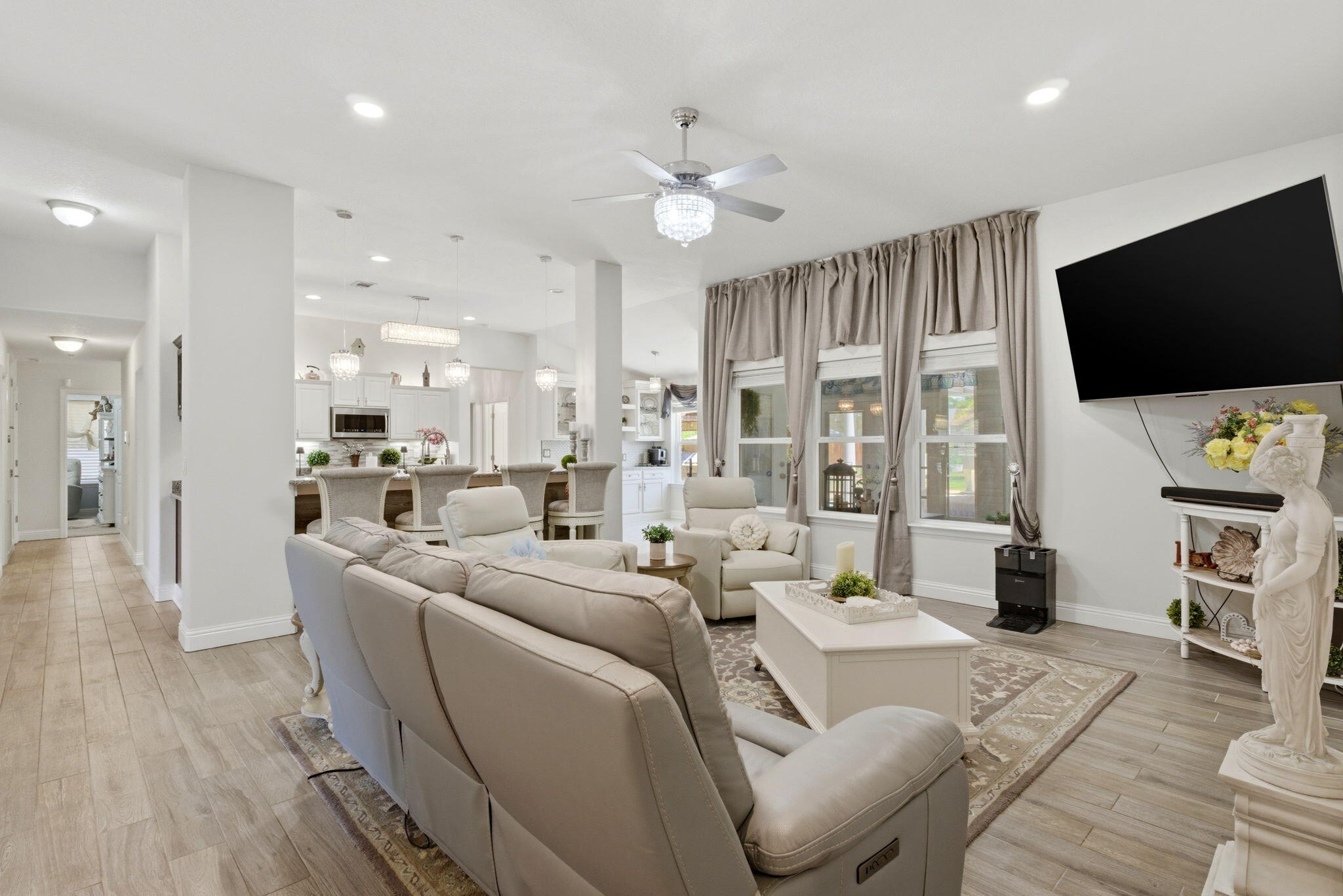 HOLLEY BY THE SEA - Residential