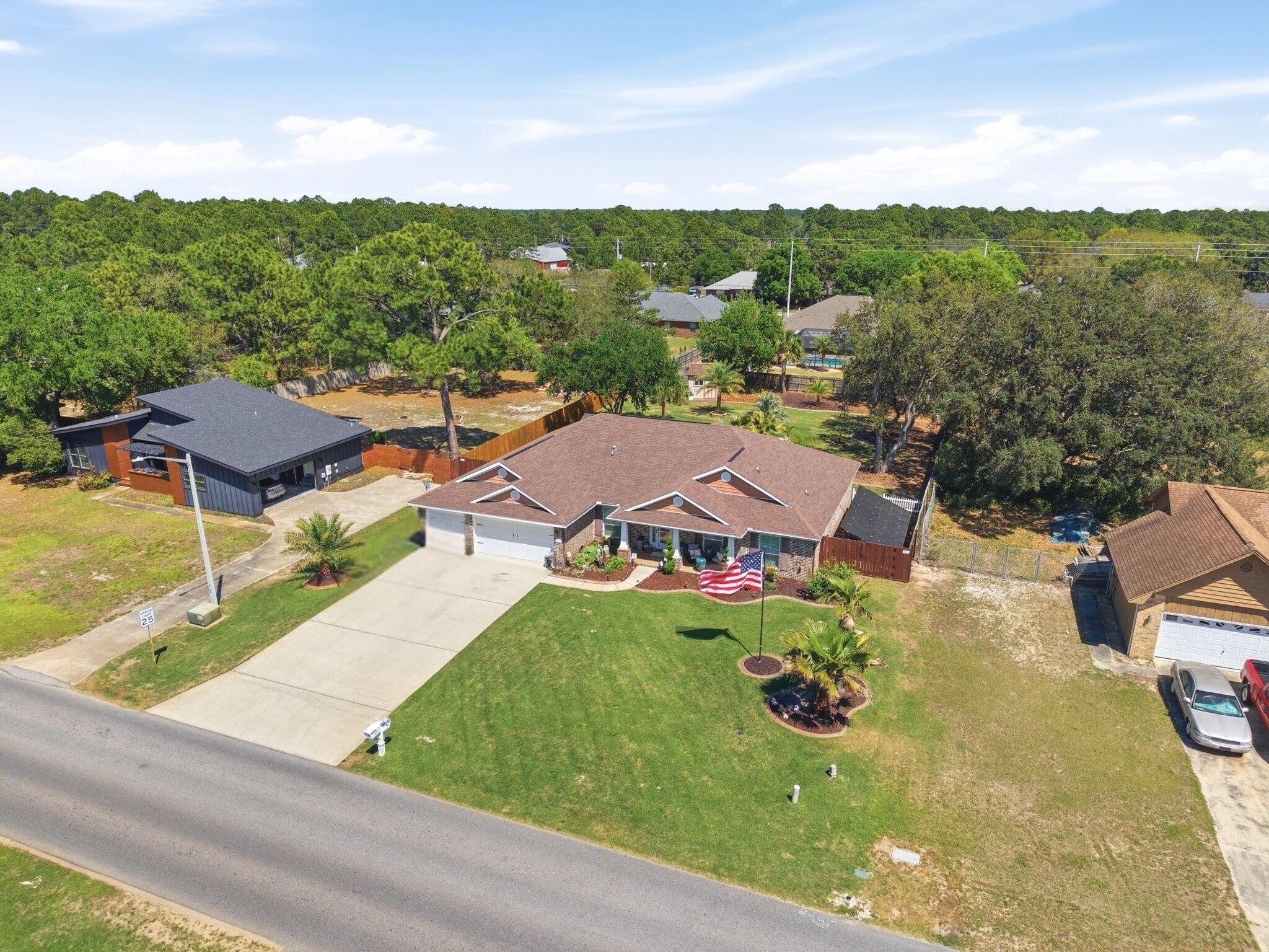 HOLLEY BY THE SEA - Residential