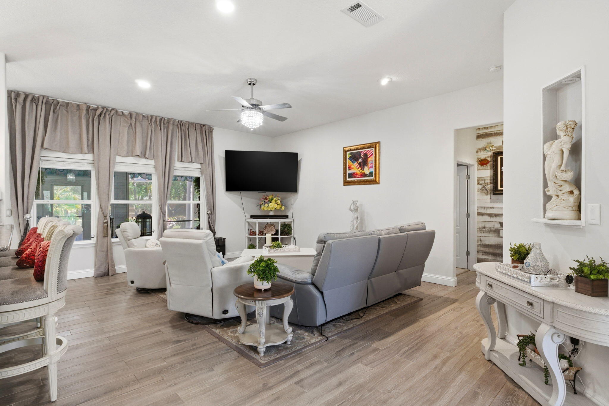 HOLLEY BY THE SEA - Residential