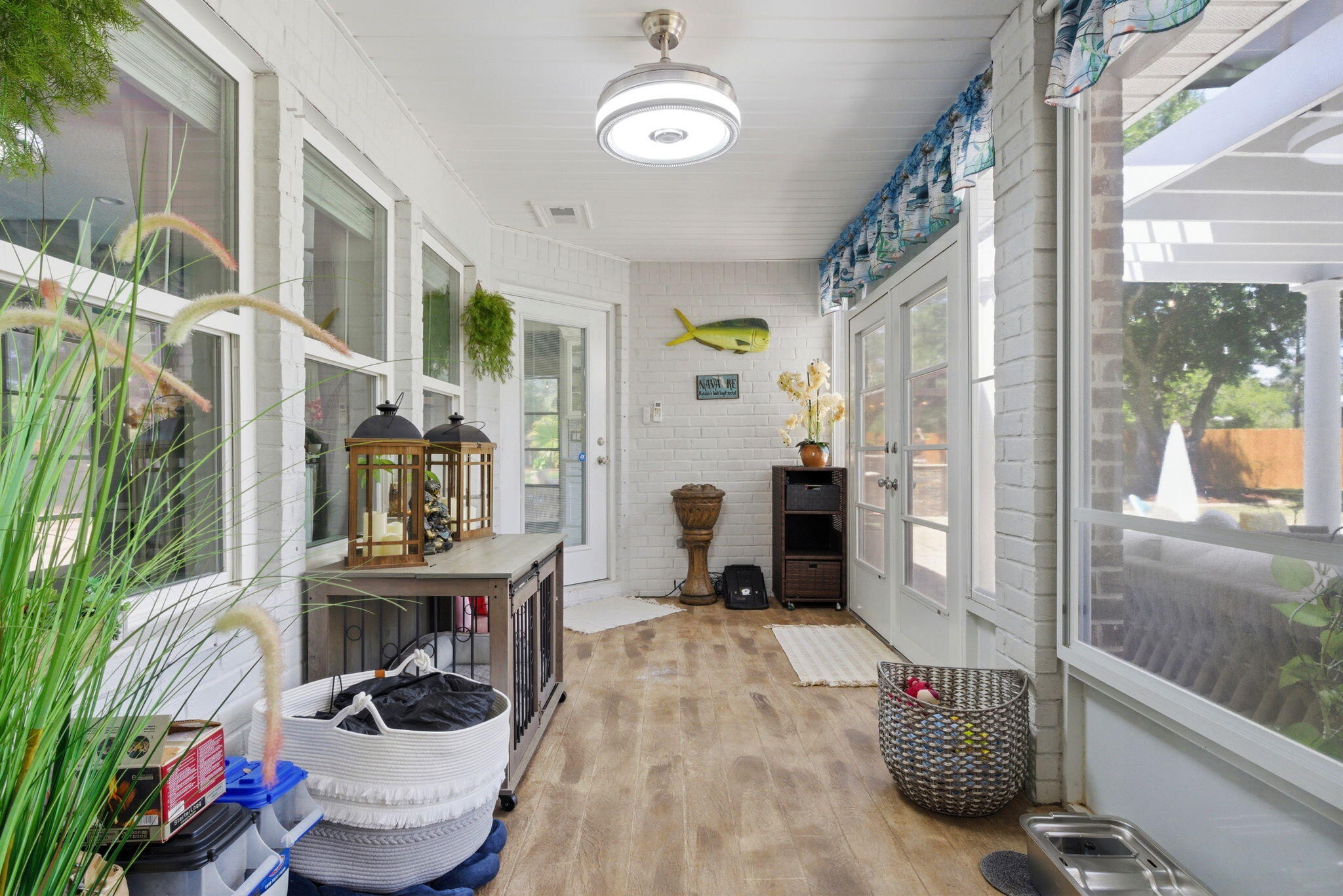 HOLLEY BY THE SEA - Residential