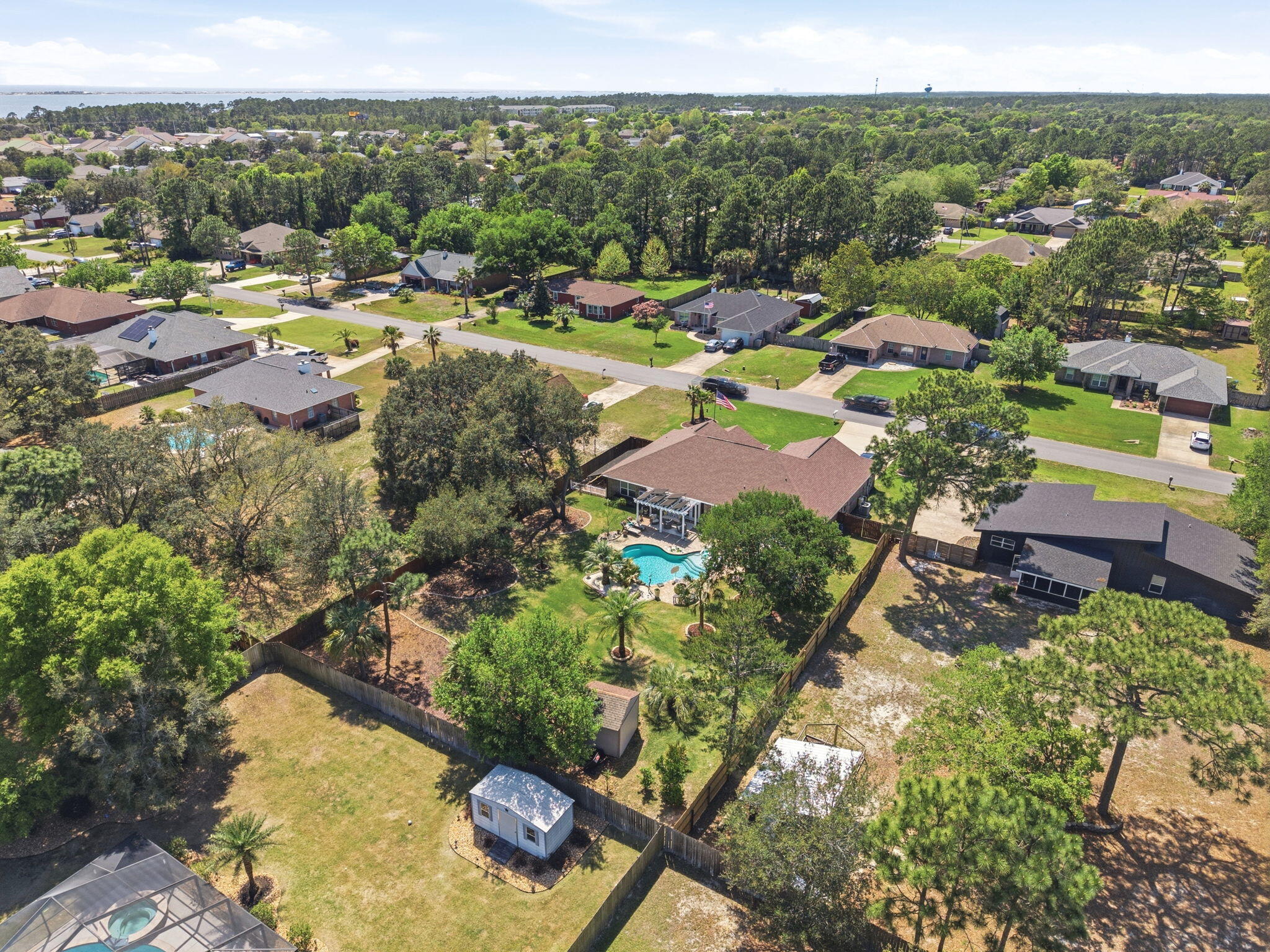 HOLLEY BY THE SEA - Residential