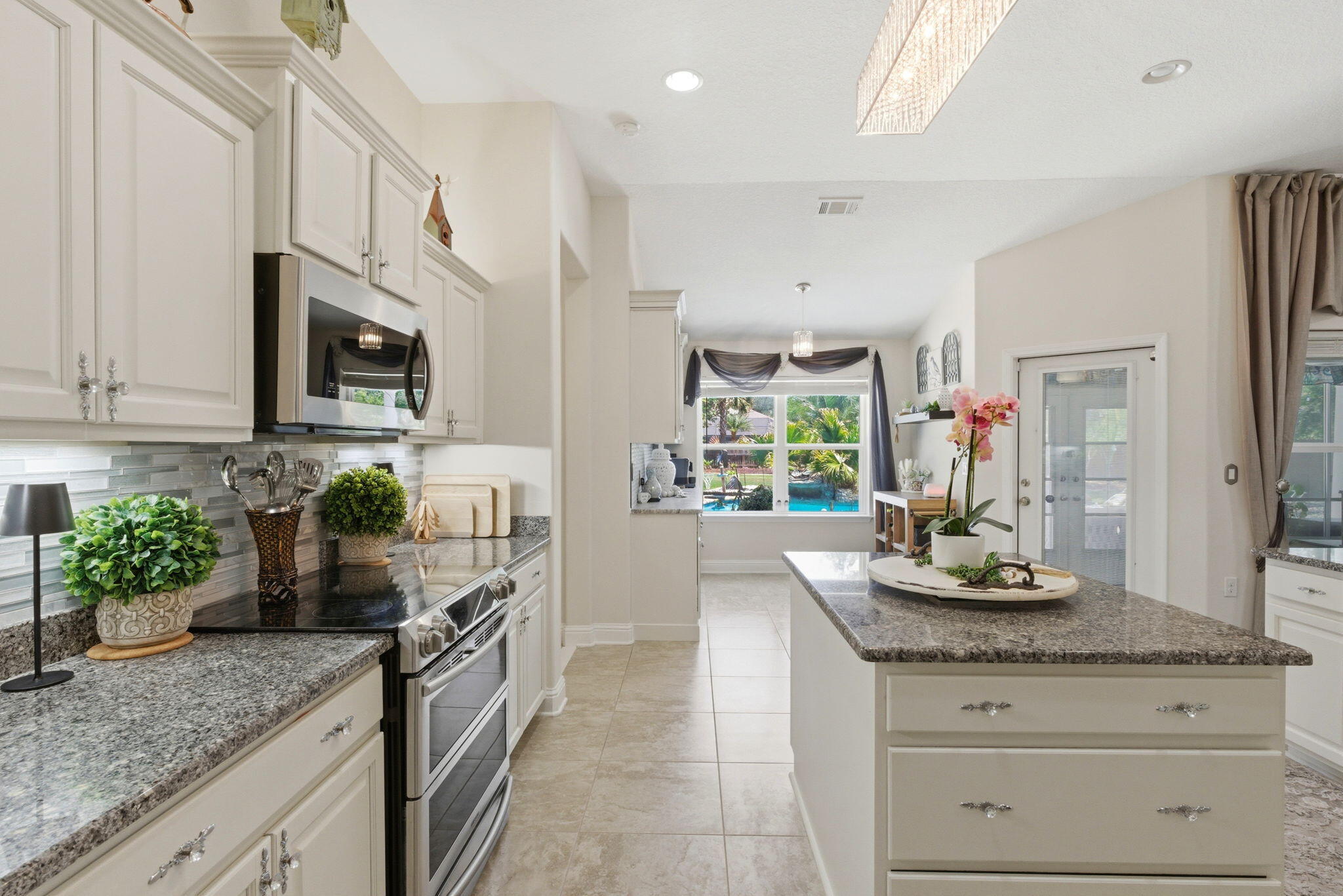 HOLLEY BY THE SEA - Residential