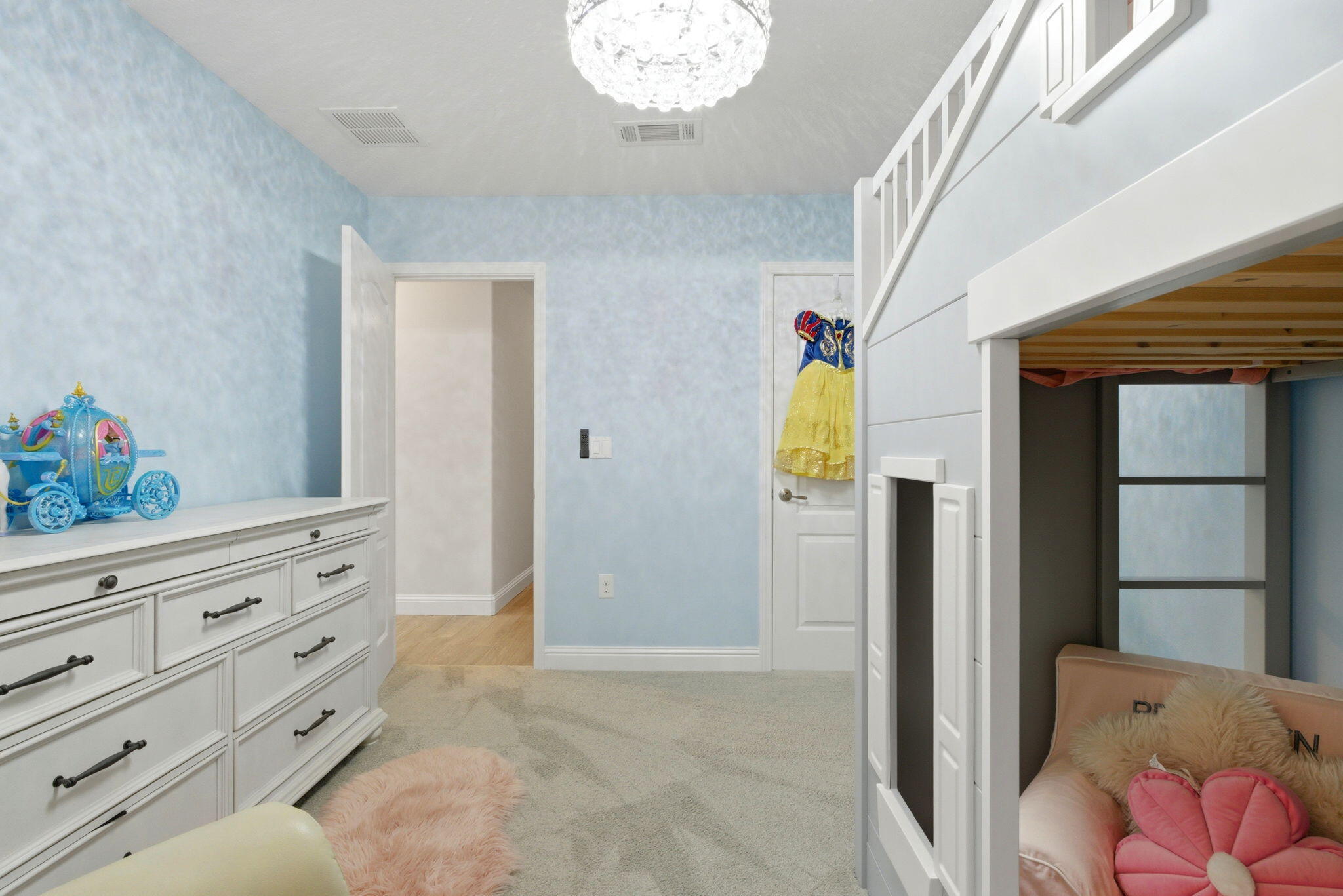 HOLLEY BY THE SEA - Residential