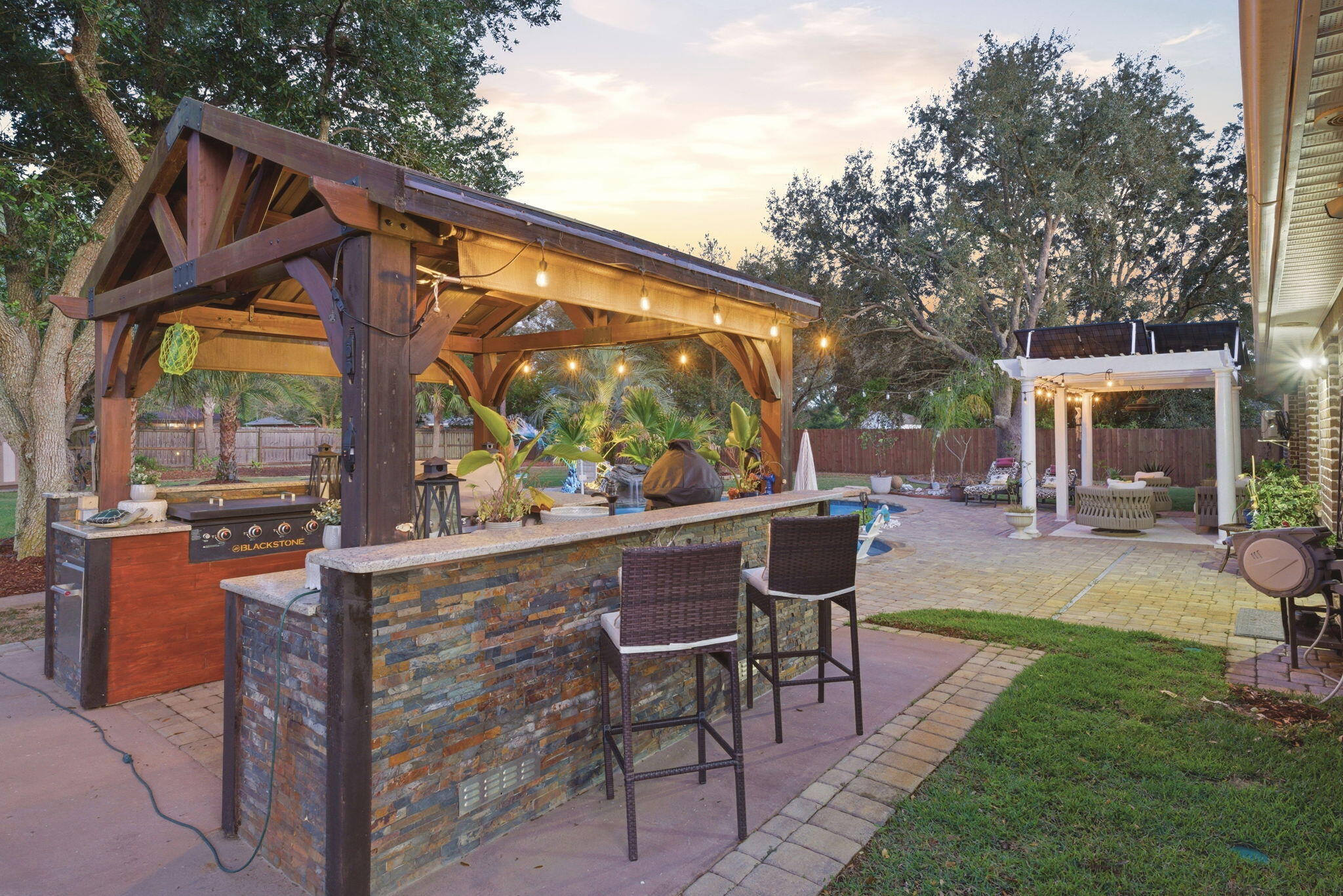 HOLLEY BY THE SEA - Residential