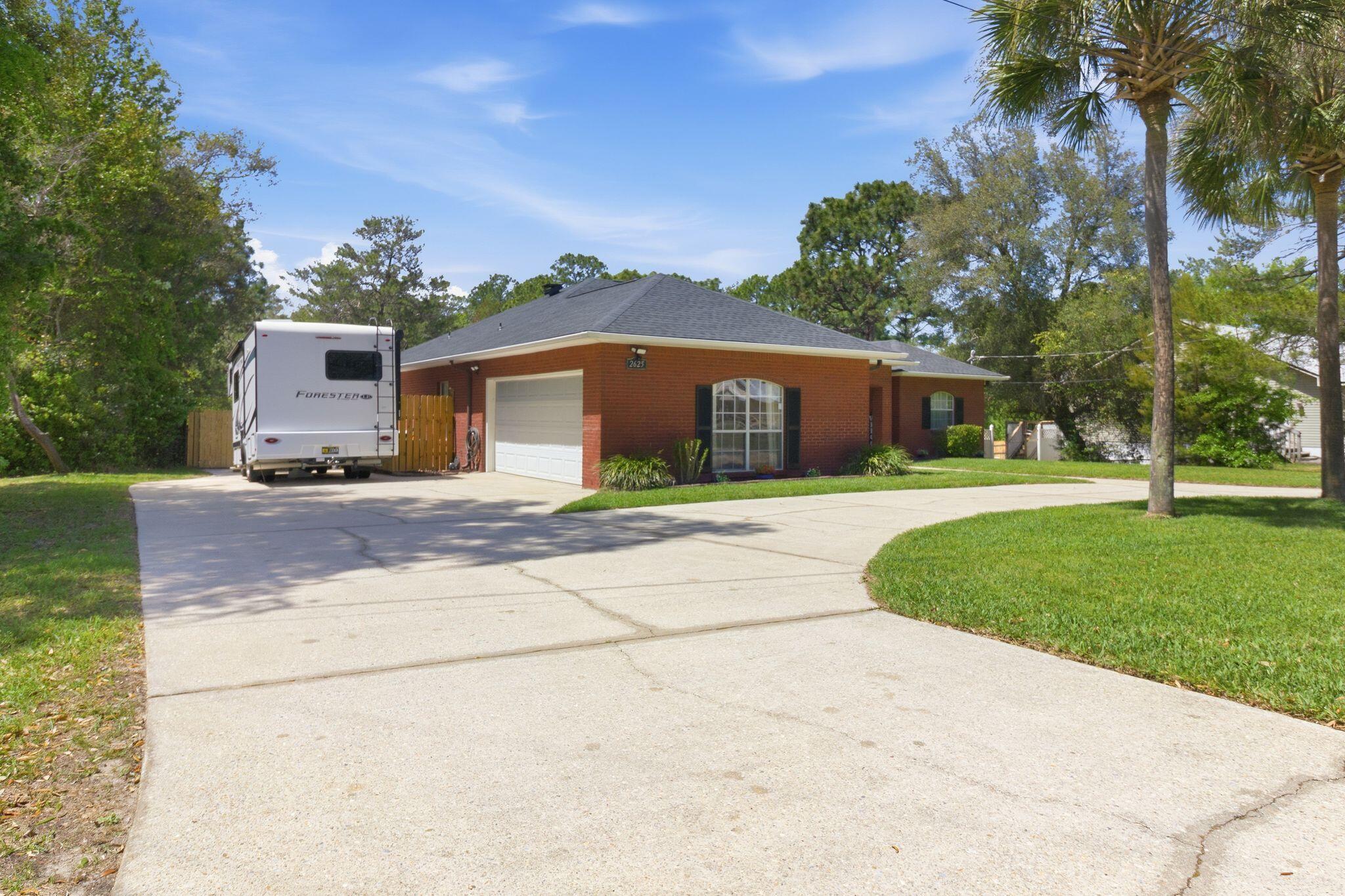 TURKEY-CREEK ESTATES - Residential