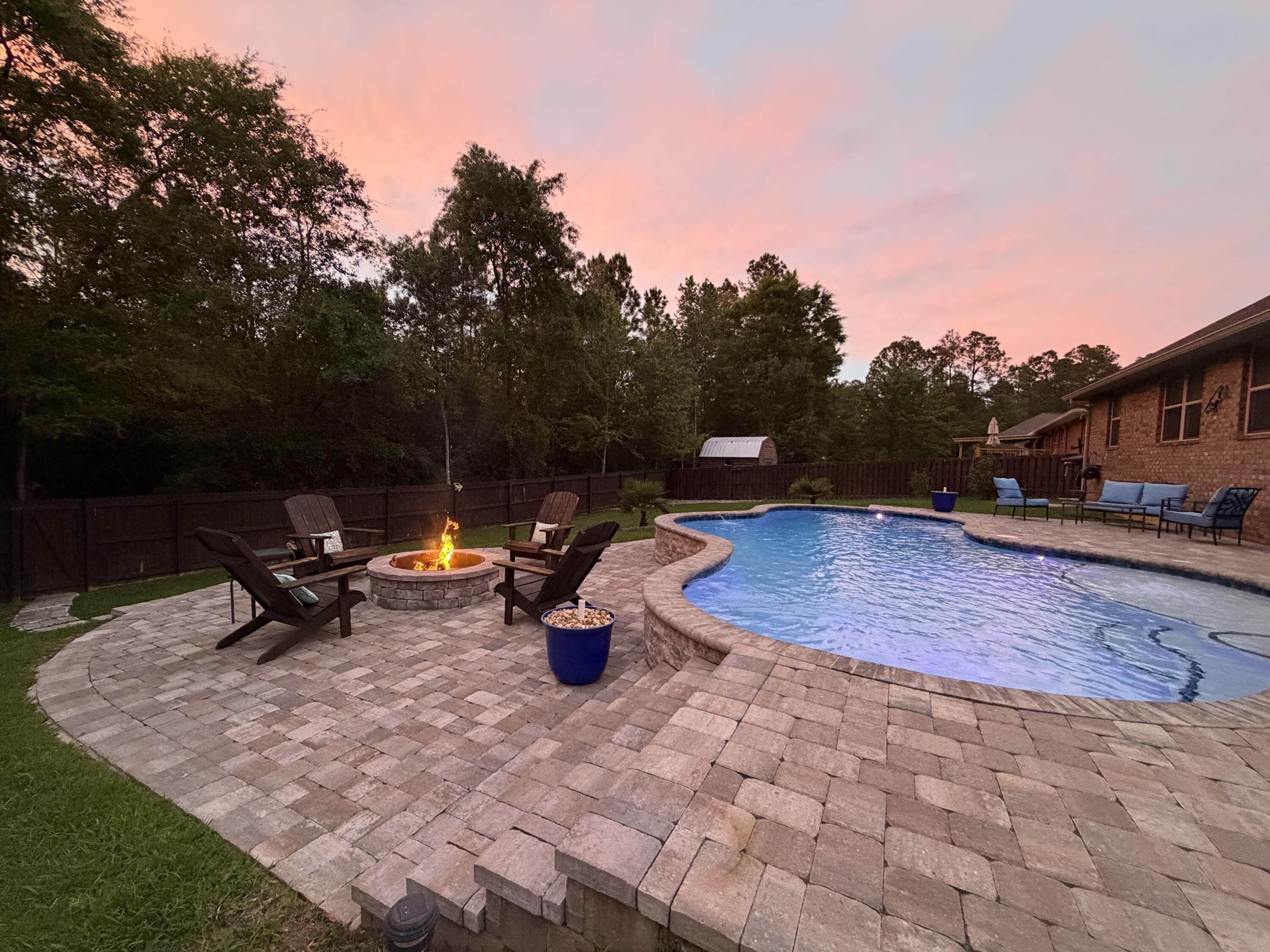 FOX VALLEY - Residential