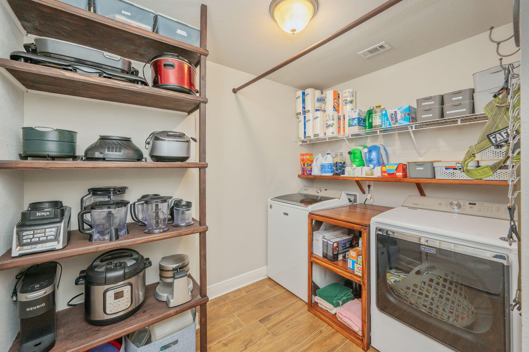 FOX VALLEY - Residential