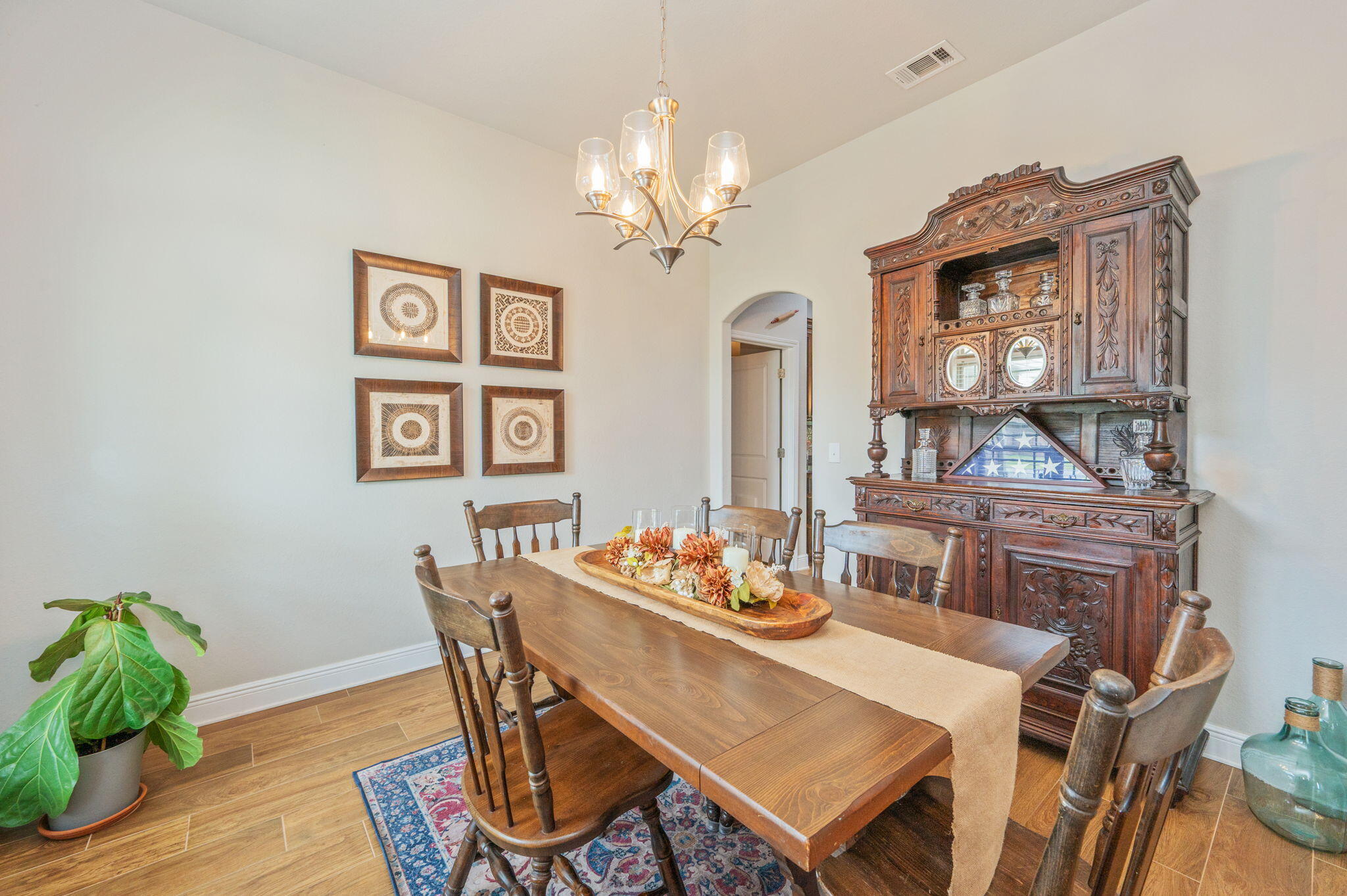 FOX VALLEY - Residential