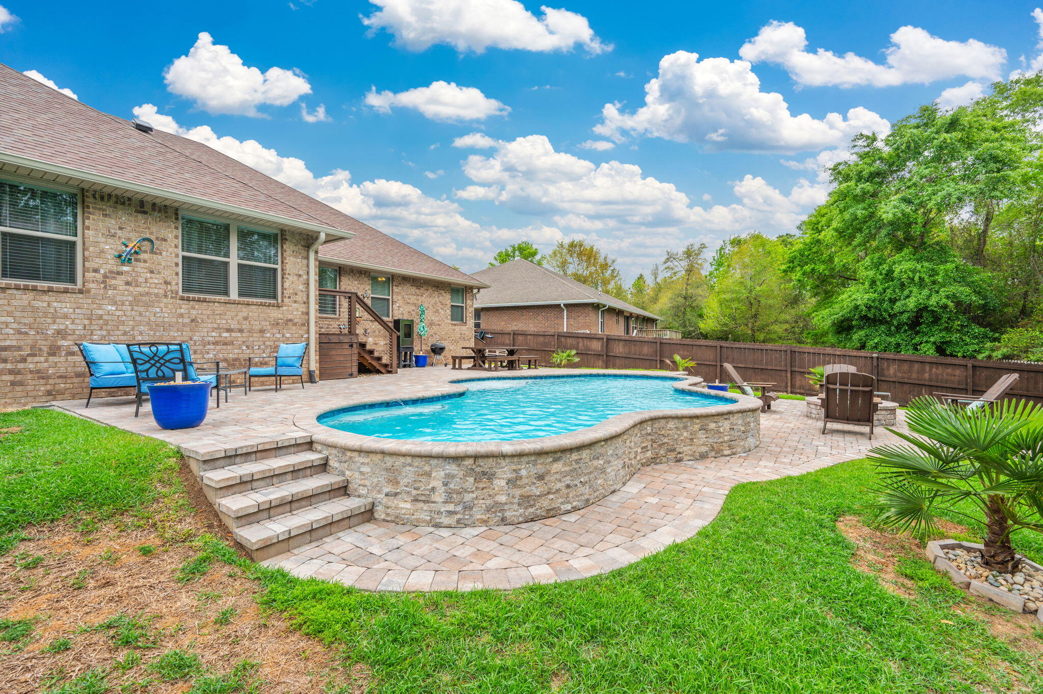 FOX VALLEY - Residential