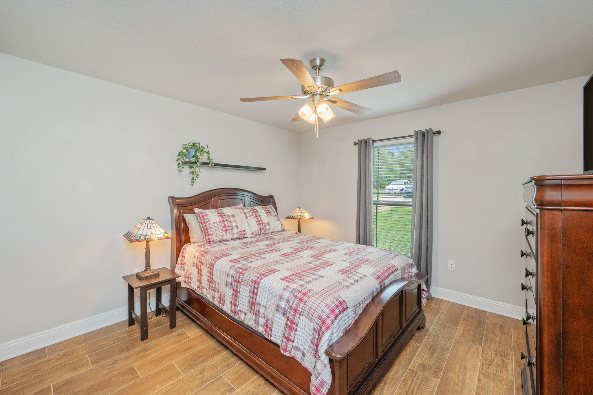 FOX VALLEY - Residential