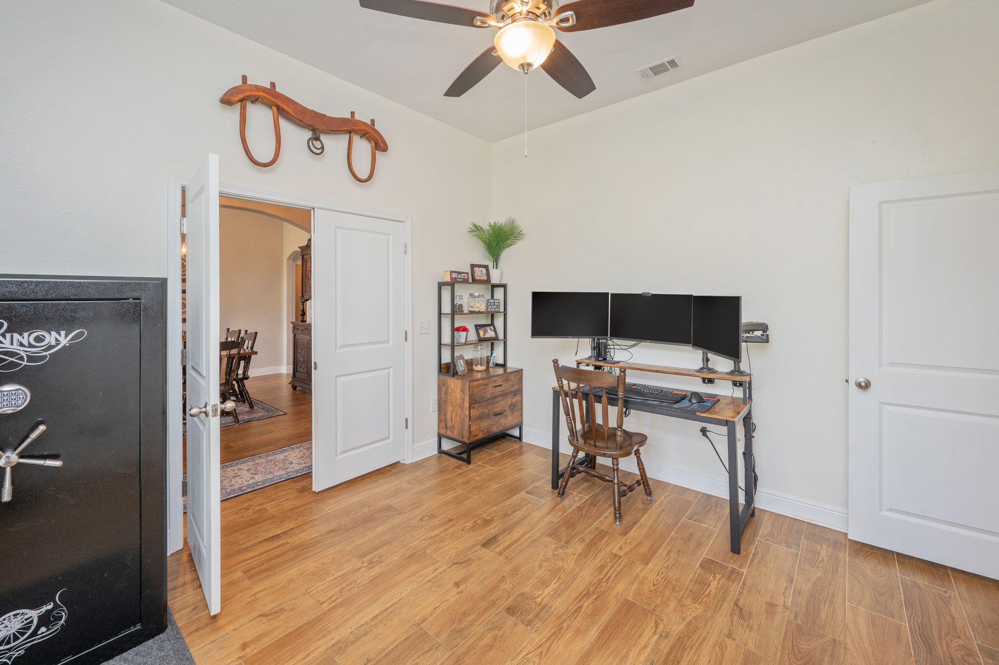 FOX VALLEY - Residential