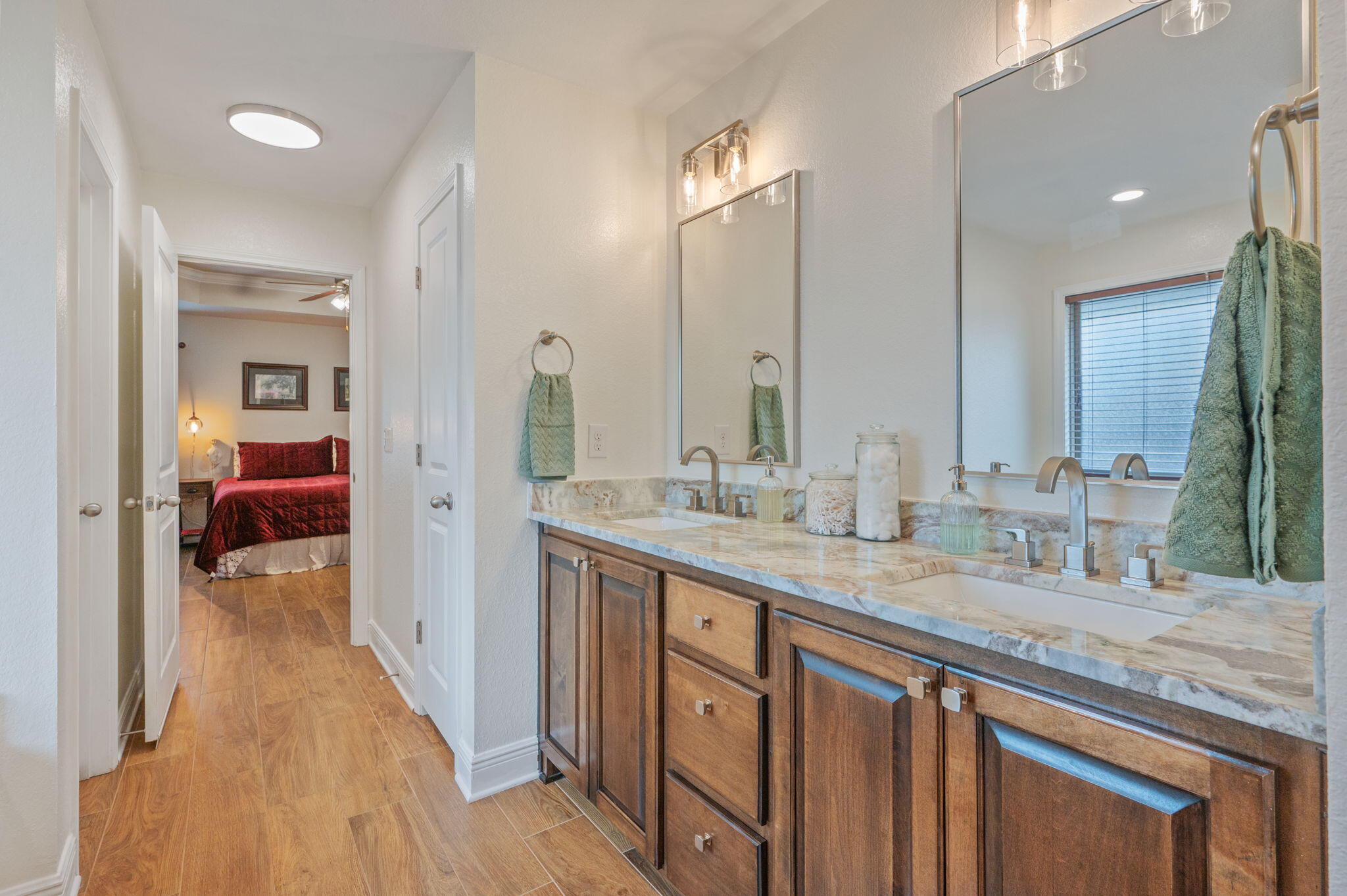 FOX VALLEY - Residential