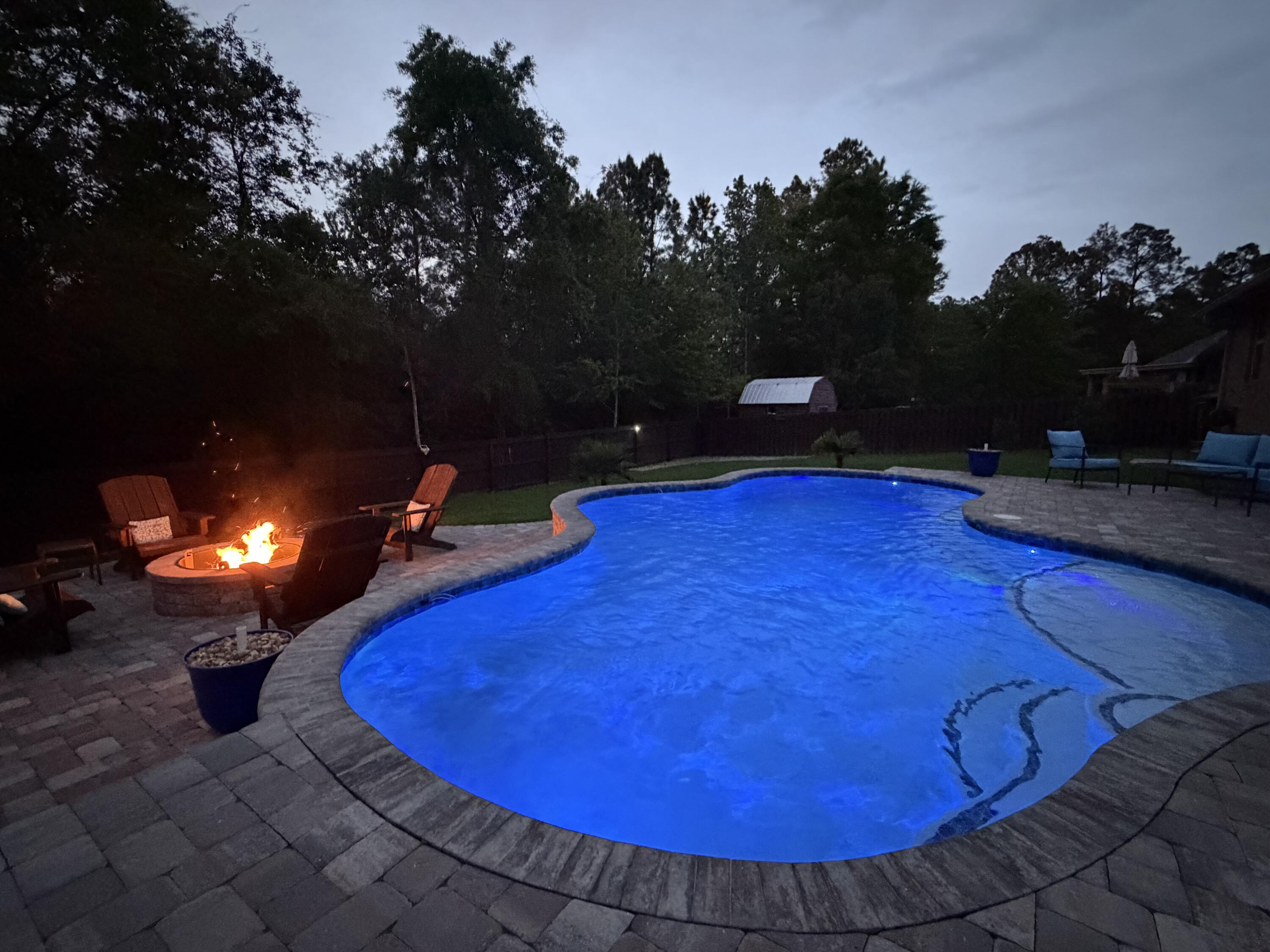 FOX VALLEY - Residential