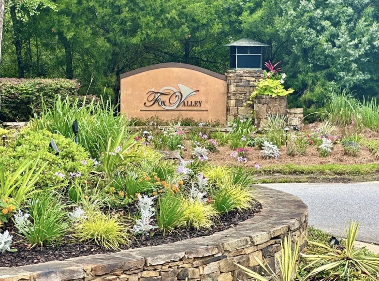 FOX VALLEY - Residential