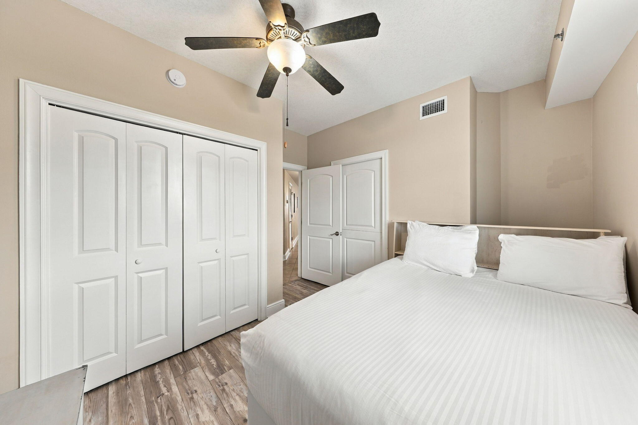 1150 Santa Rosa Boulevard 323