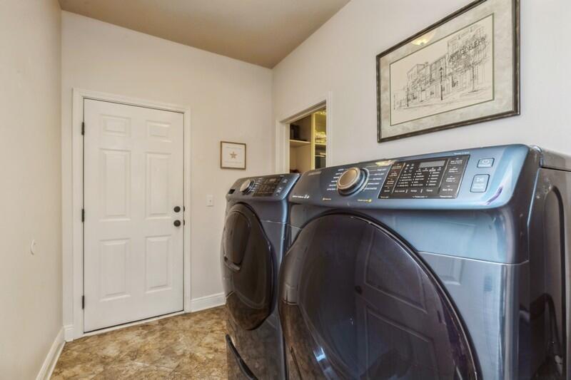 2505 - Auburn & Garden City - Residential